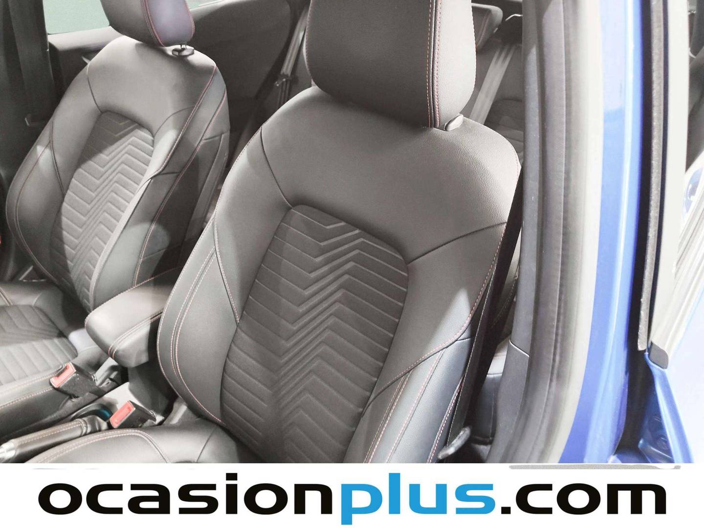 Foto Ford Puma Ford Puma 1.0 EcoBoost MHEV ST-Line  (125 CV)