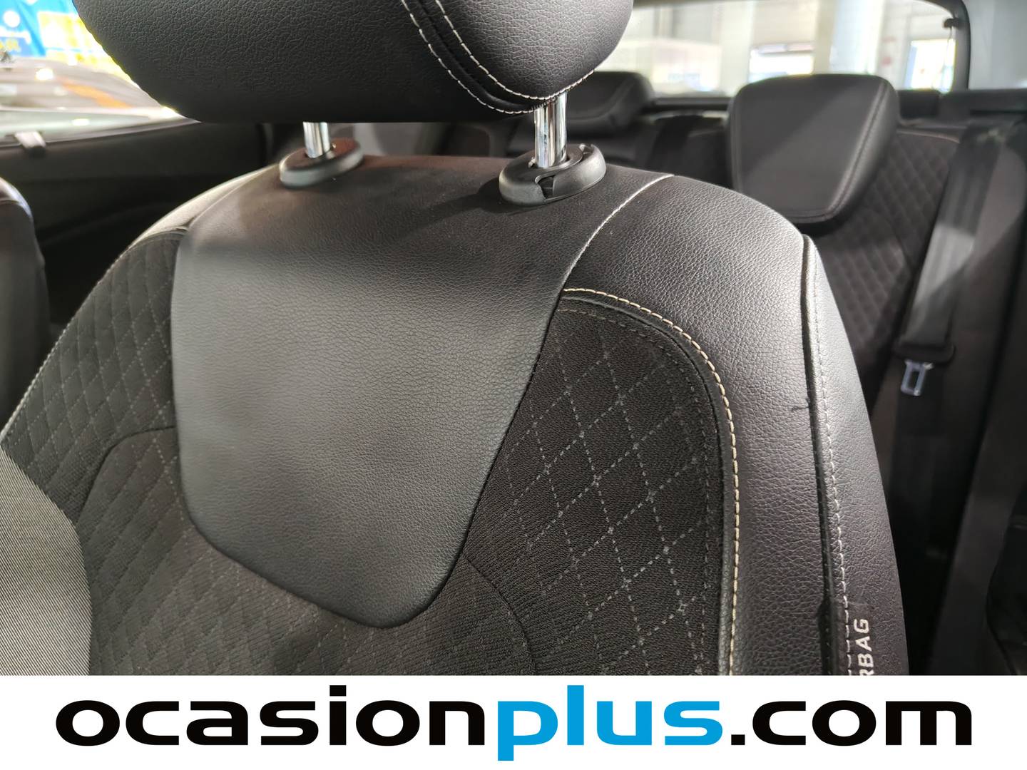 Equipamiento del Opel Grandland X PHEV Opel Grandland X 1.6 Turbo PHEV Ultimate 4x4 Auto  (300 CV)