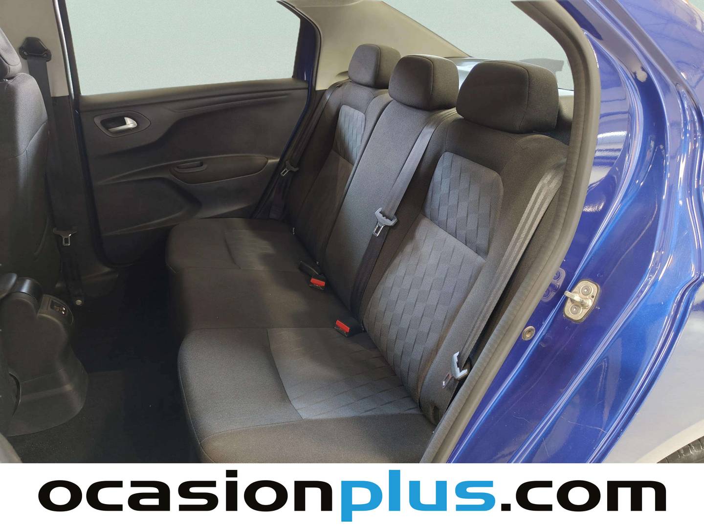 Foto asientos traseros Citroën C-Elysée Citroën C-Elysee PureTech 82 Shine (82 CV)