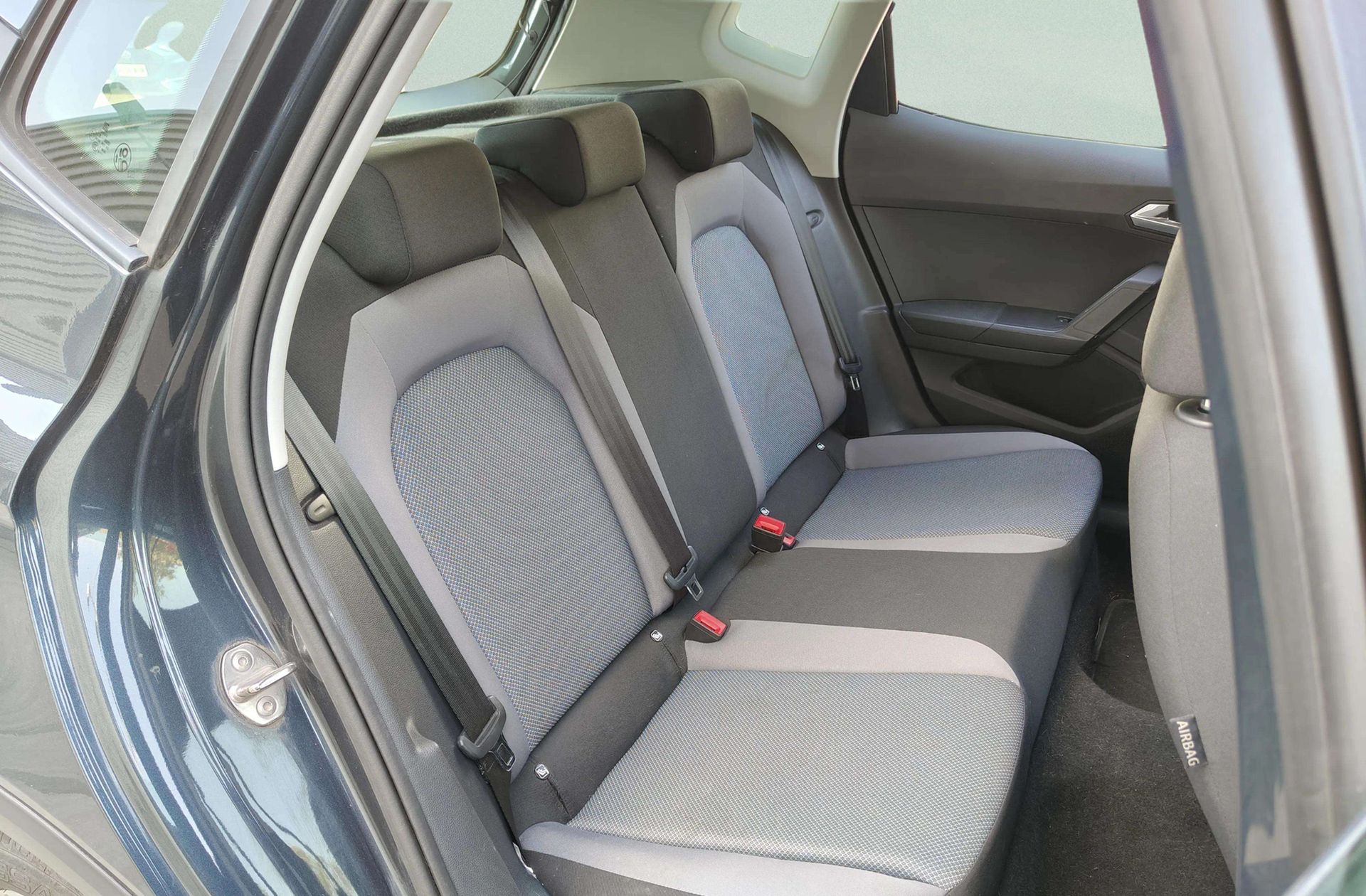 SEAT Arona 1.6 TDI Style - foto 14