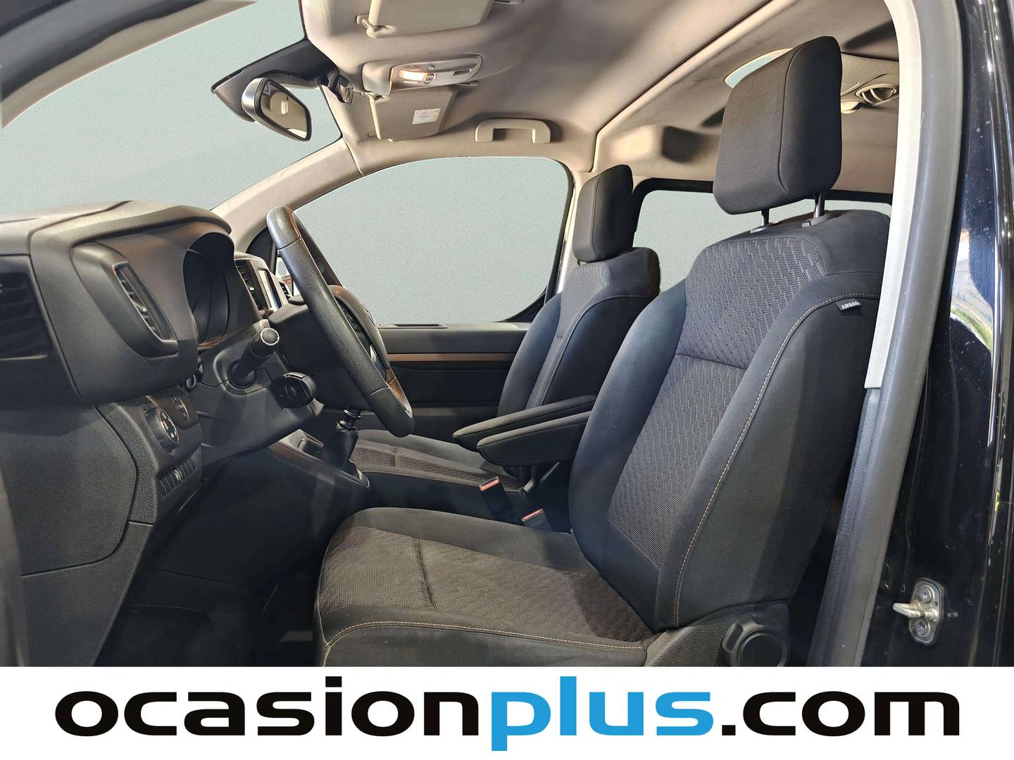 Foto asientos delanteros Toyota Proace Verso Toyota Proace Verso Combi 2.0D Family Advance LARGO (L2) (150 CV)8 Plazas