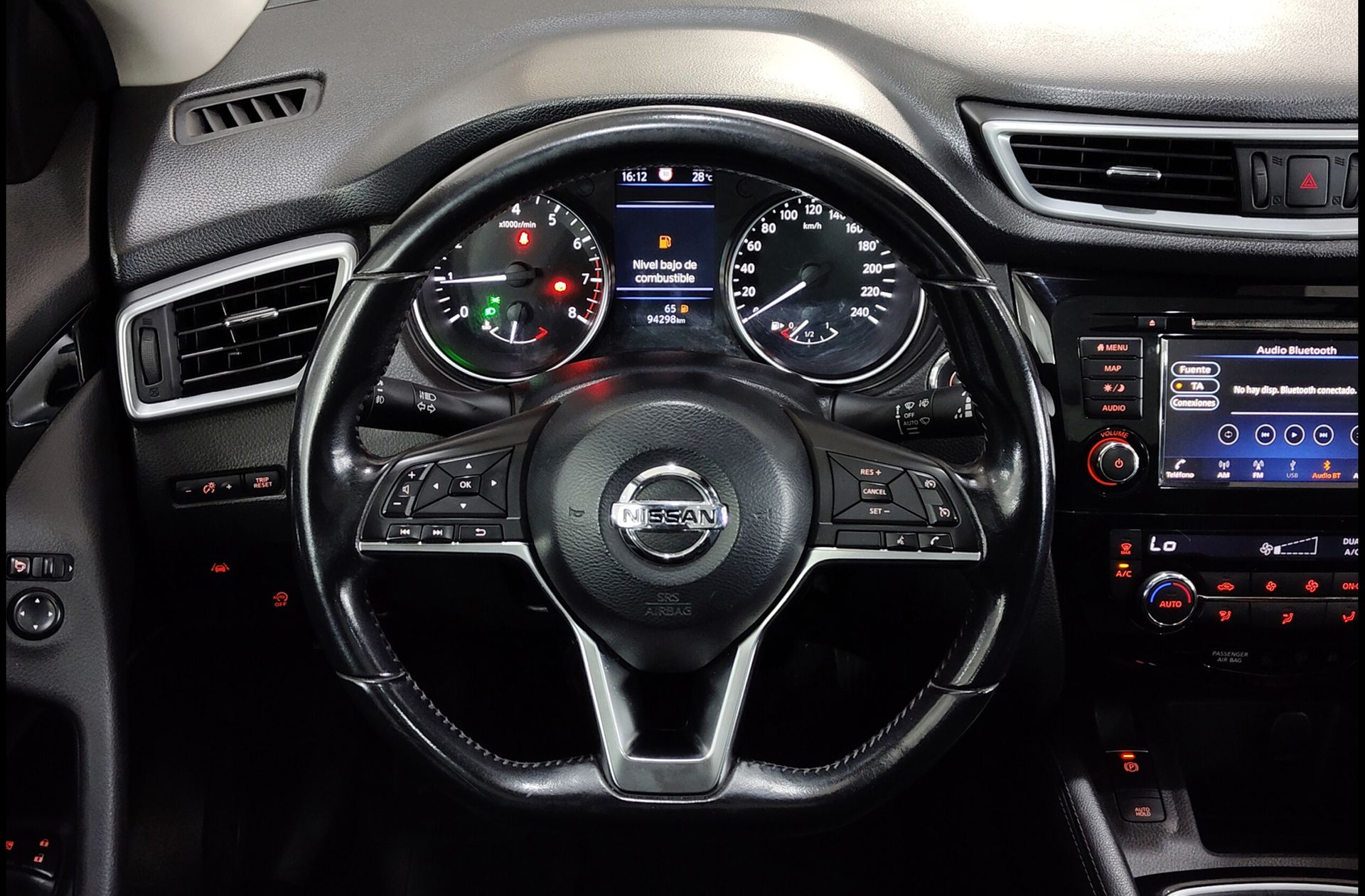 Nissan Qashqai DIG-T 140 N-Connecta 4x2 - foto 23