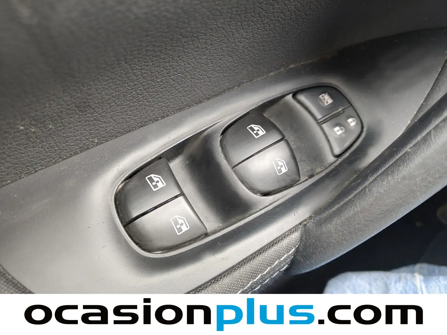 Foto Nissan QASHQAI Nissan Qashqai DIG-T 140 N-Style (140 CV)