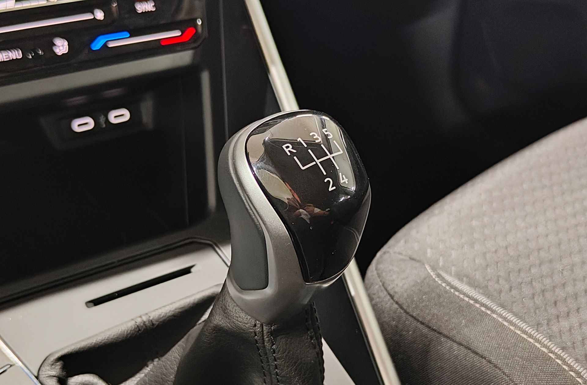 Volkswagen Polo ``Más`` 1.0 TSI - foto 5