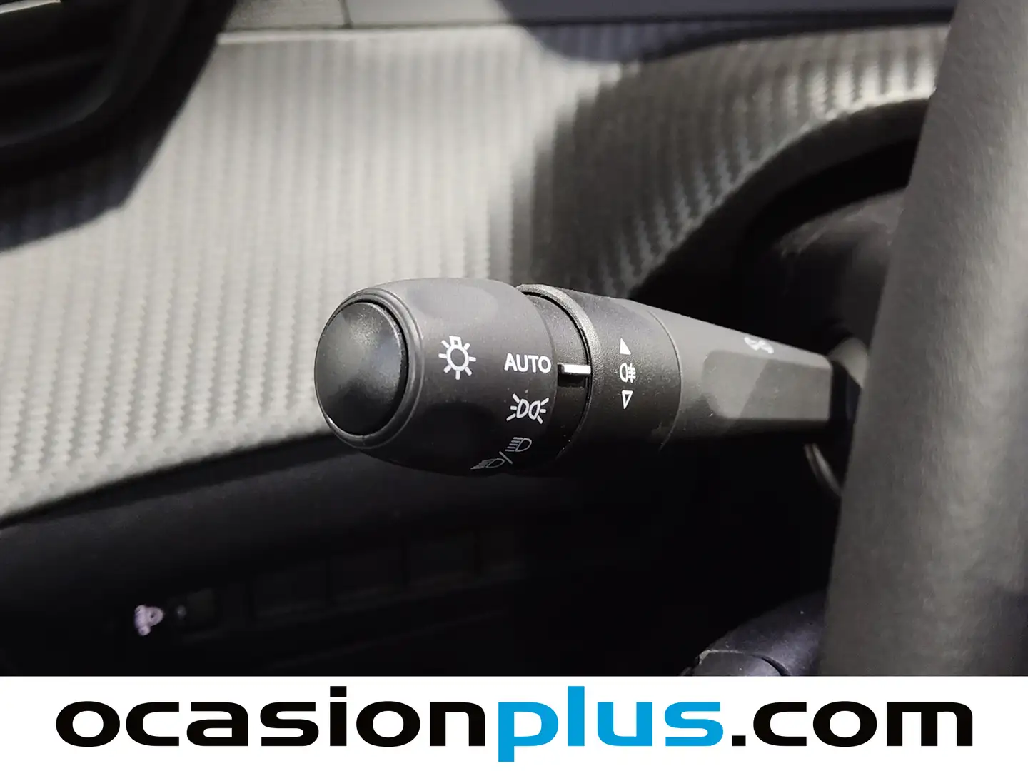 Foto Peugeot 2008 Peugeot 2008 PureTech 100 S&S Allure (100 CV)