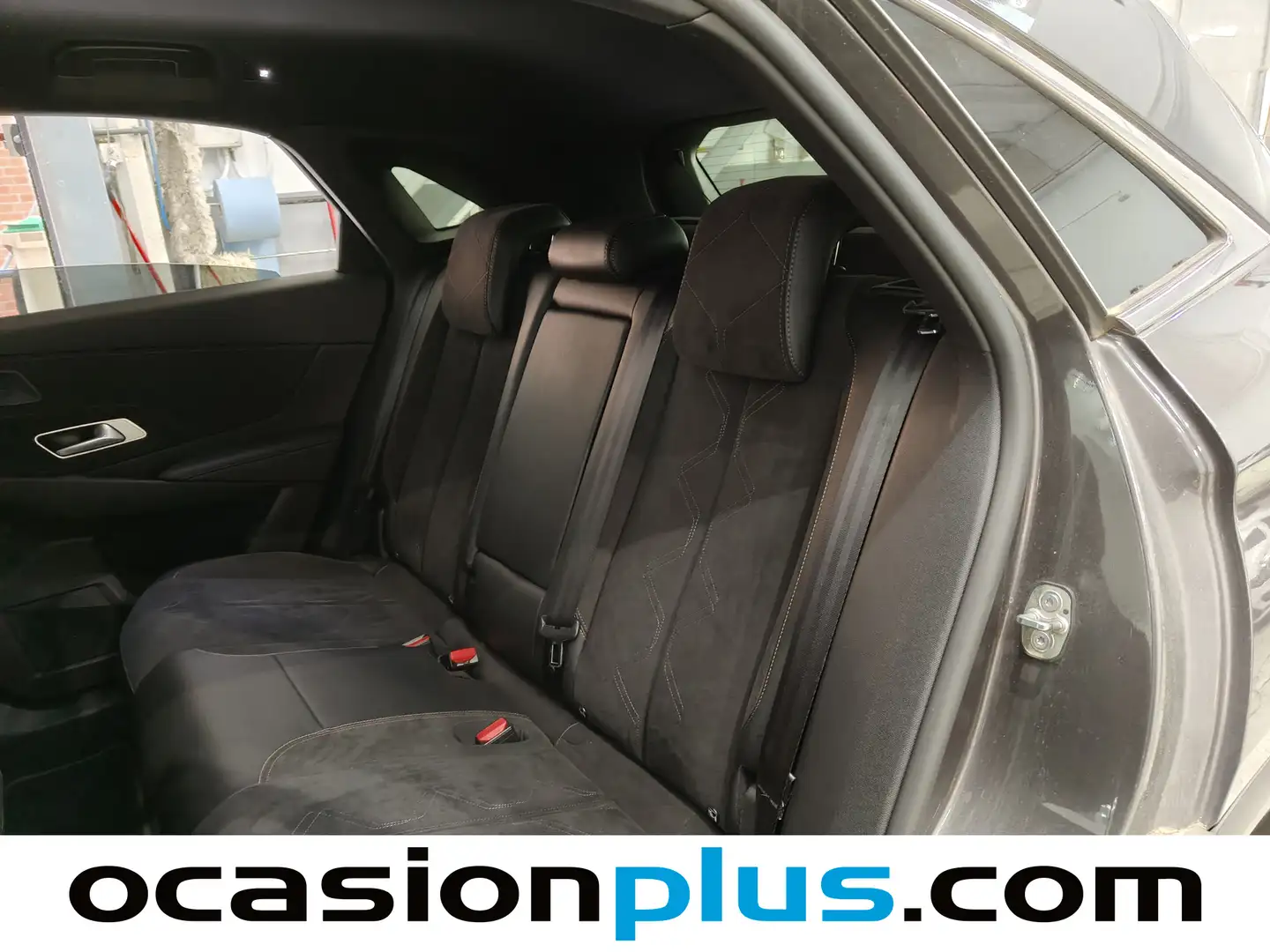 Foto DS DS 7 Crossback DS DS7 Crossback E-Tense 300 Performance Line 4WD Auto (300 CV)