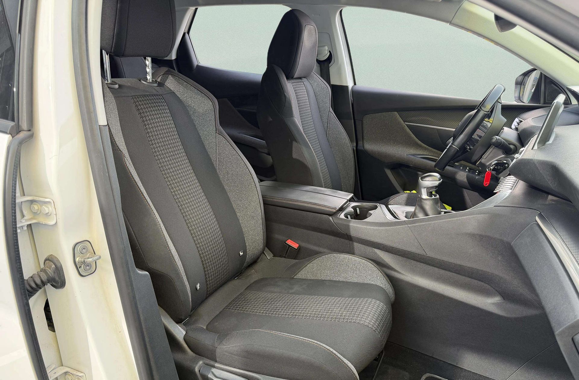 Peugeot 3008 PureTech 130 Active - foto 16
