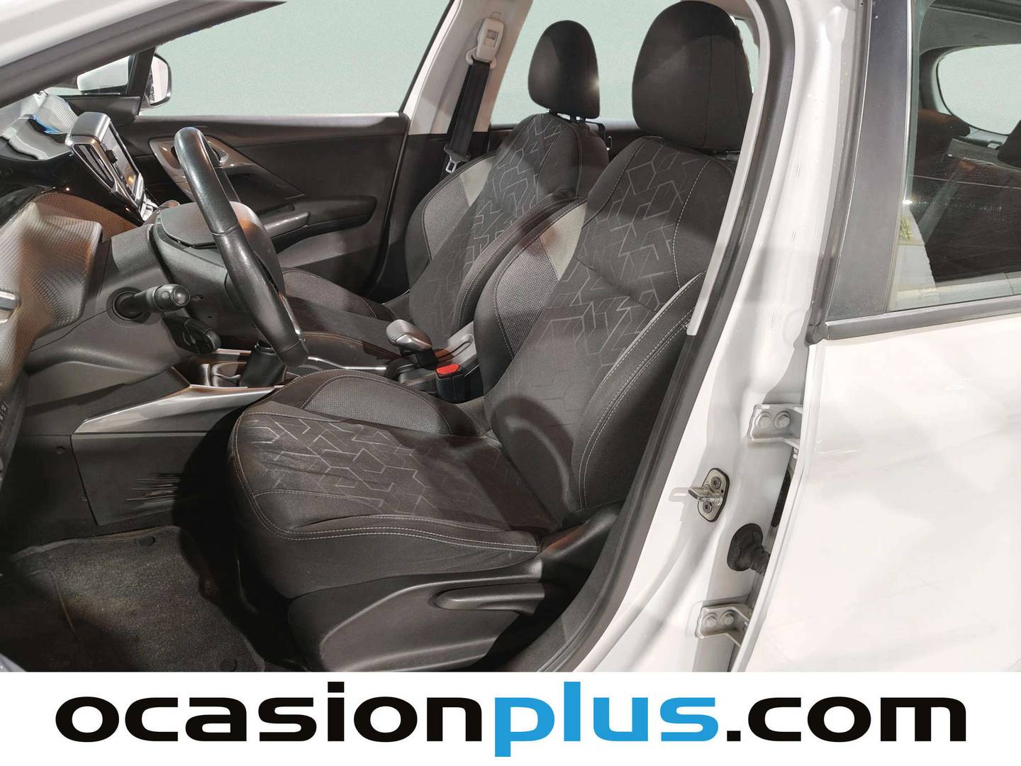Foto asientos delanteros Peugeot 2008 Peugeot 2008 PureTech 110 S&S Active (110 CV)