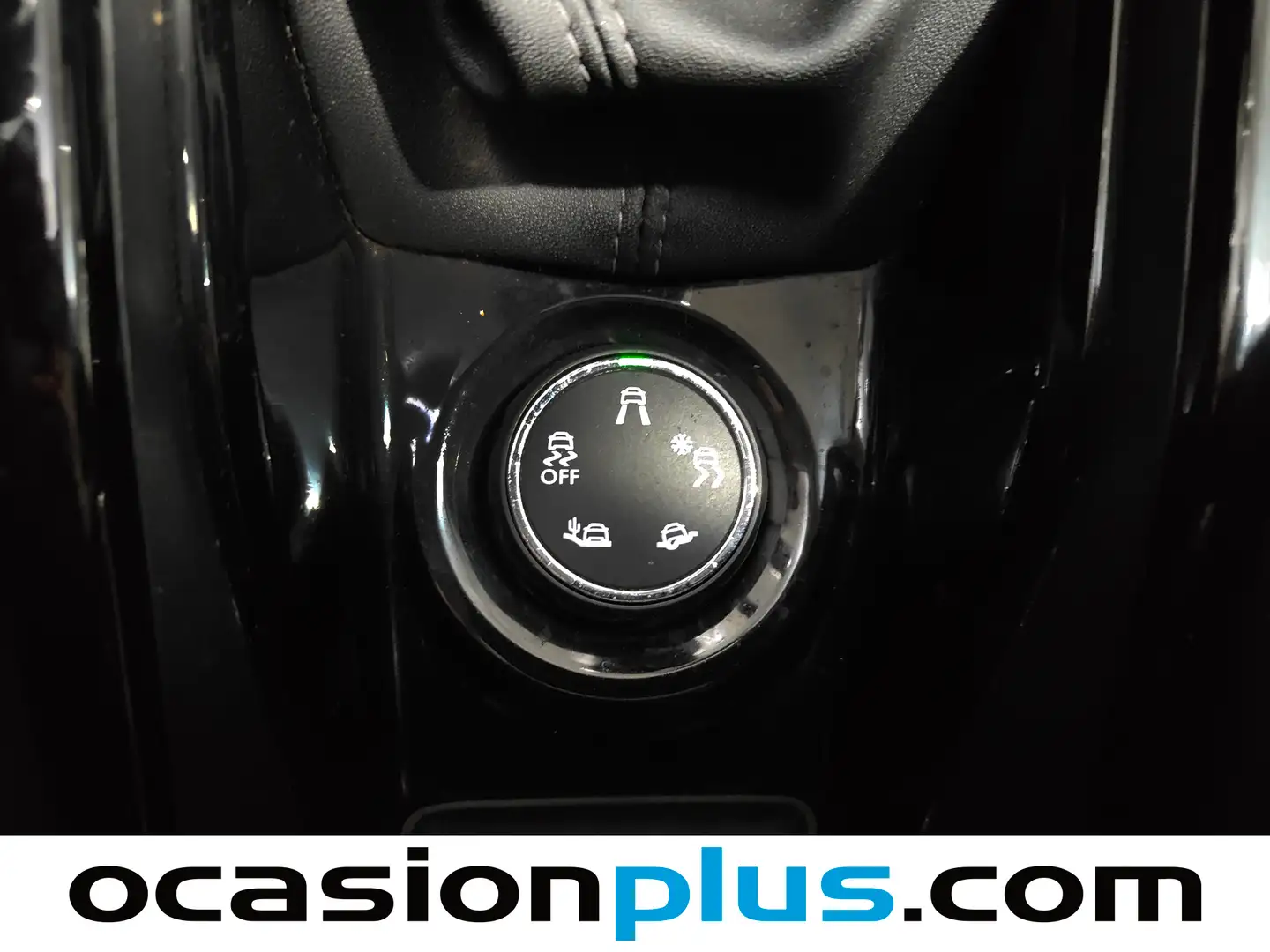 Foto Peugeot 2008 Peugeot 2008 PureTech 130 S&S Allure (130 CV)