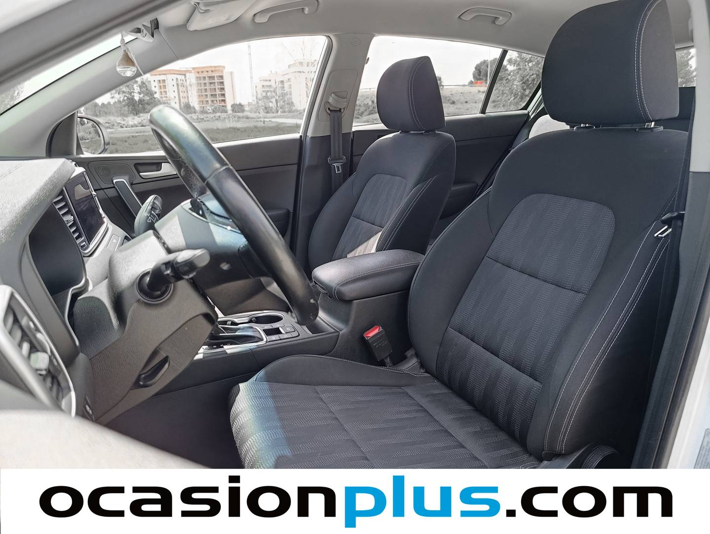 Foto asientos delanteros KIA Sportage KIA Sportage 1.6 MHEV Business 4x2 DCT (136 CV)