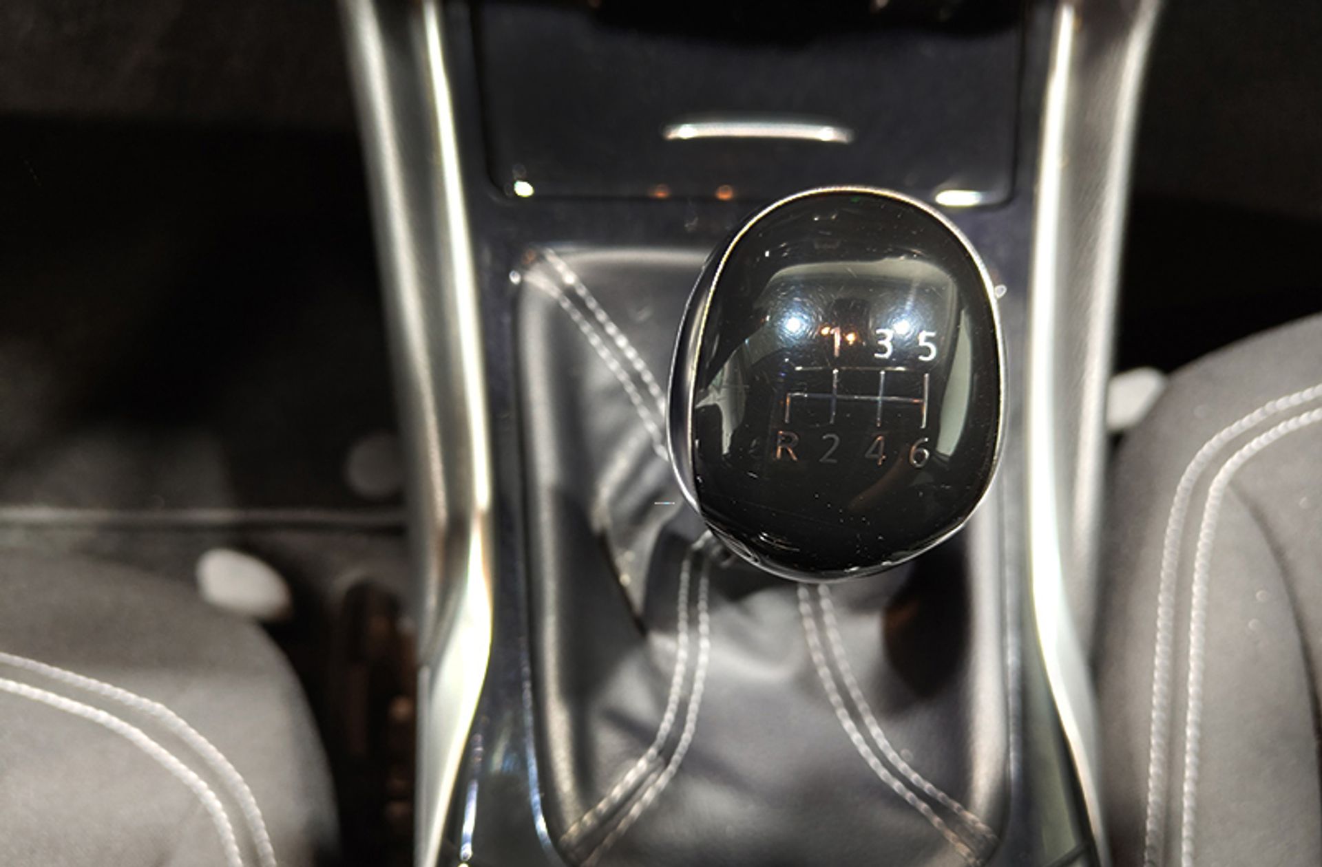 Infiniti Q30 1.6T Premium - foto 5