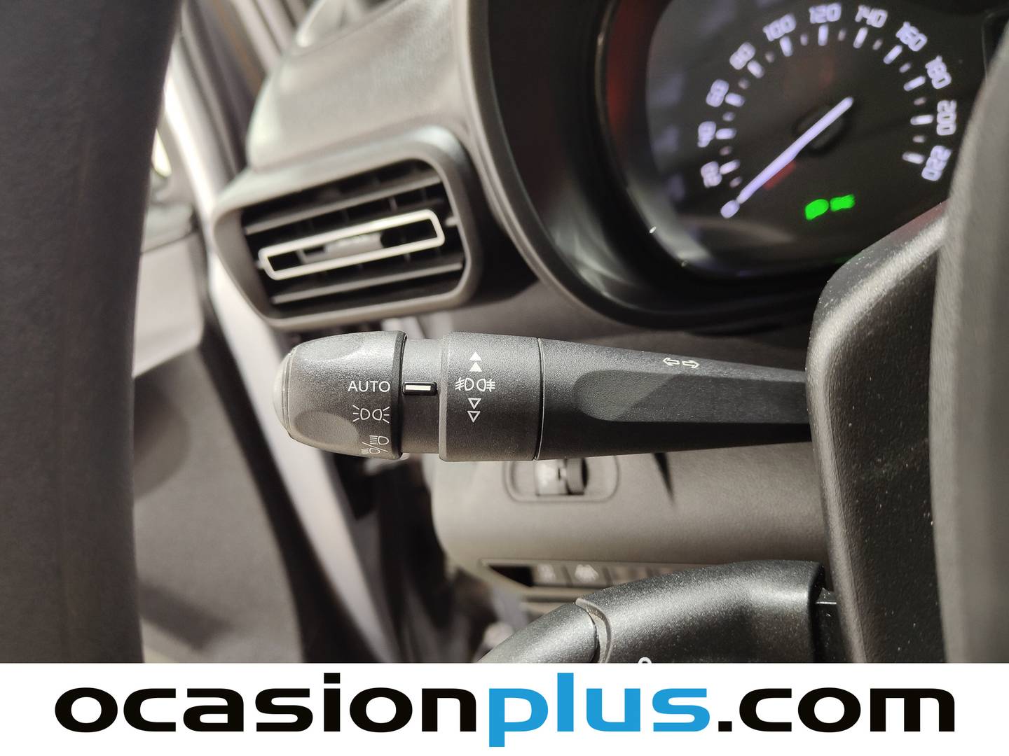Citroën Berlingo Citroën Berlingo Combi BlueHDi 130 S&S Talla M Feel (130 CV) de segunda mano