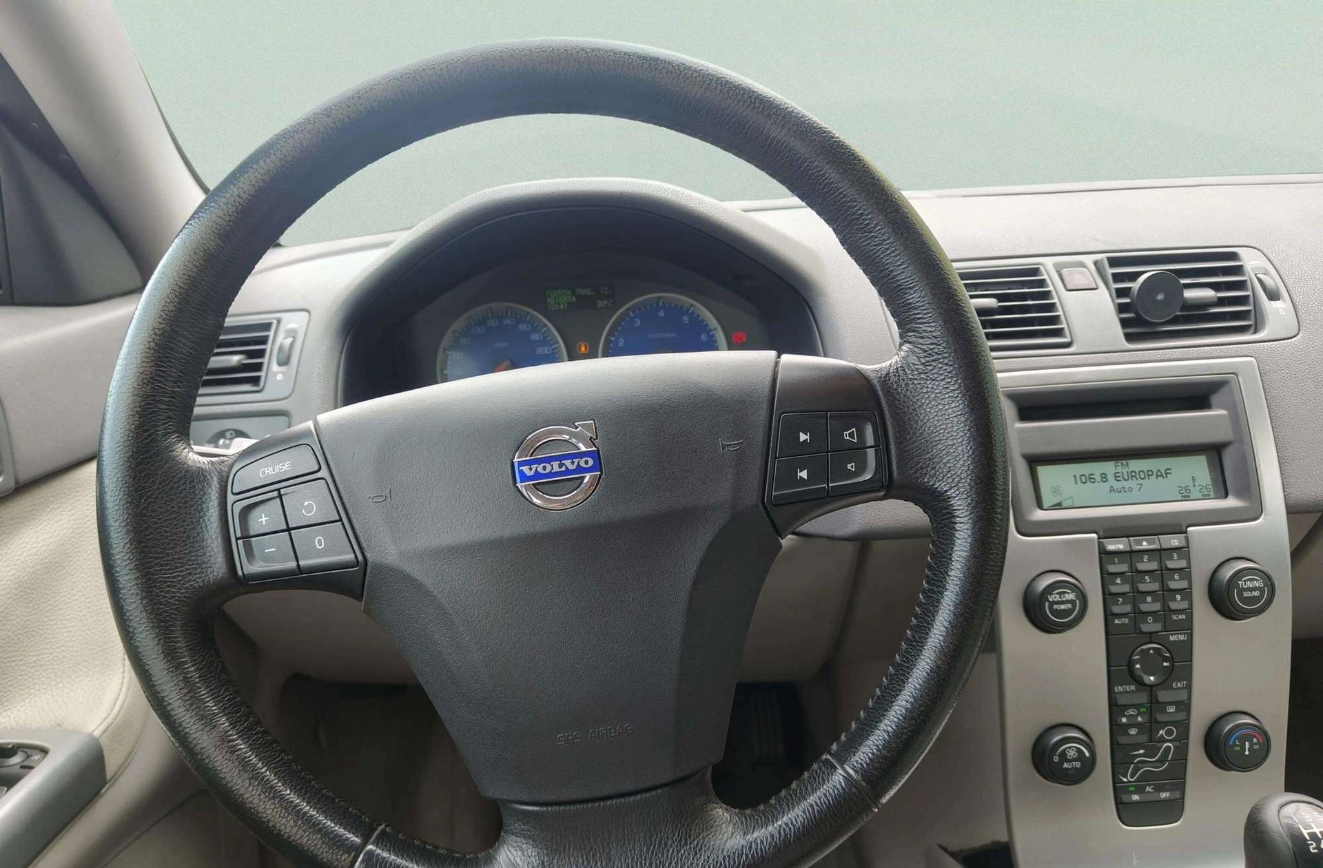 Volvo V50 2.4i Momentum - foto 18