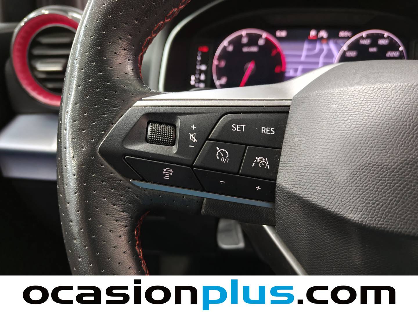 Foto Seat Arona SEAT Arona 1.5 TSI S&S FR XL DSG (150 CV)