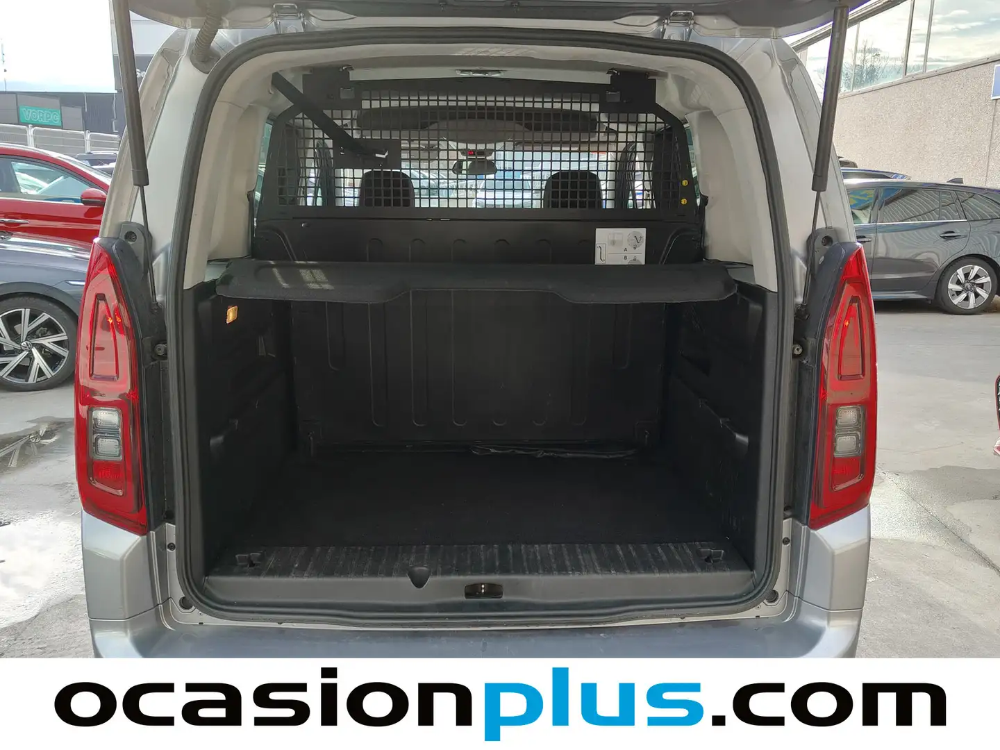 Foto Opel Combo Life Opel Combo Life 1.5 TD Business Edition Plus L1 (102 CV)