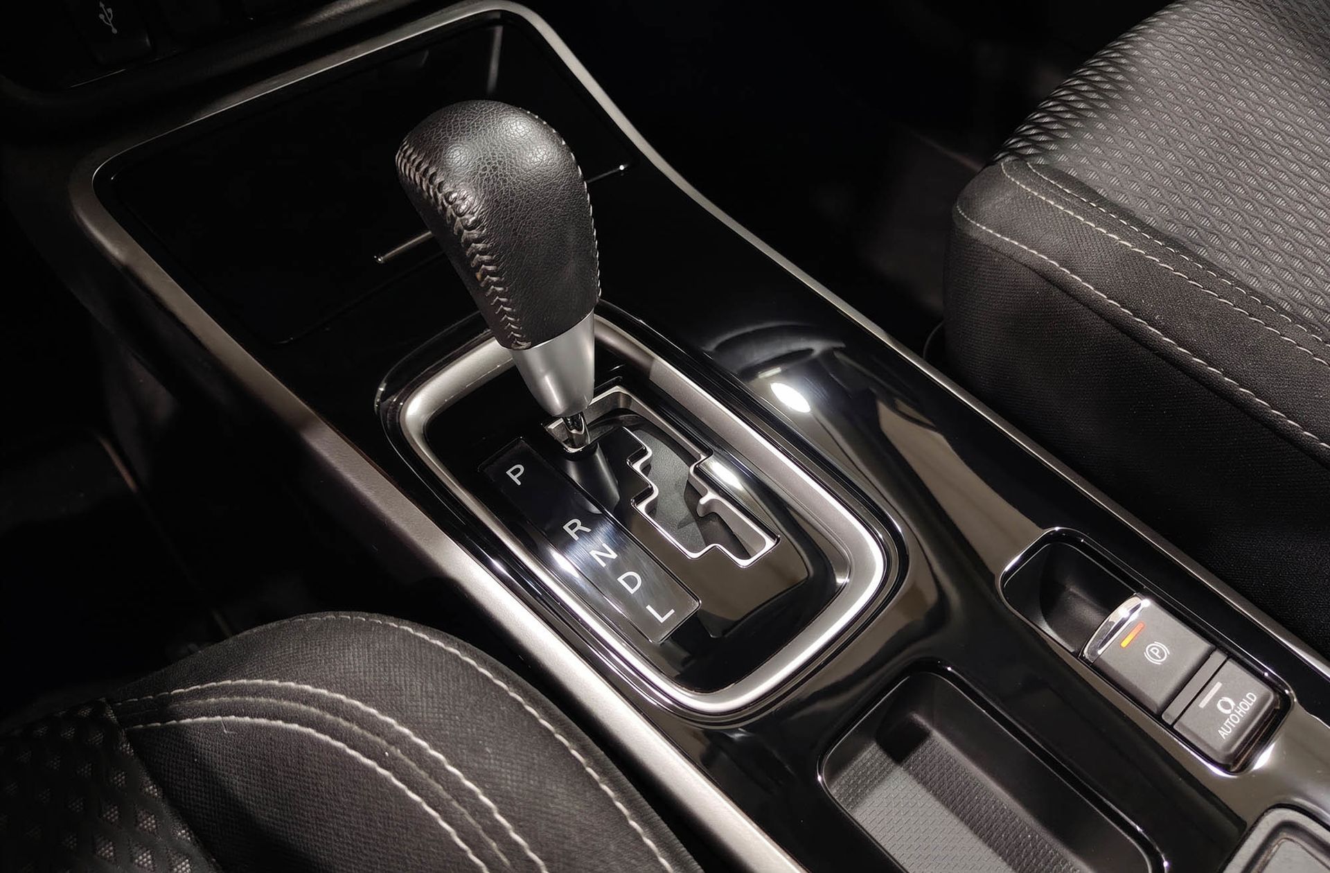 Mitsubishi Outlander 200 MPI Motion 2WD CVT 7 plazas - foto 5