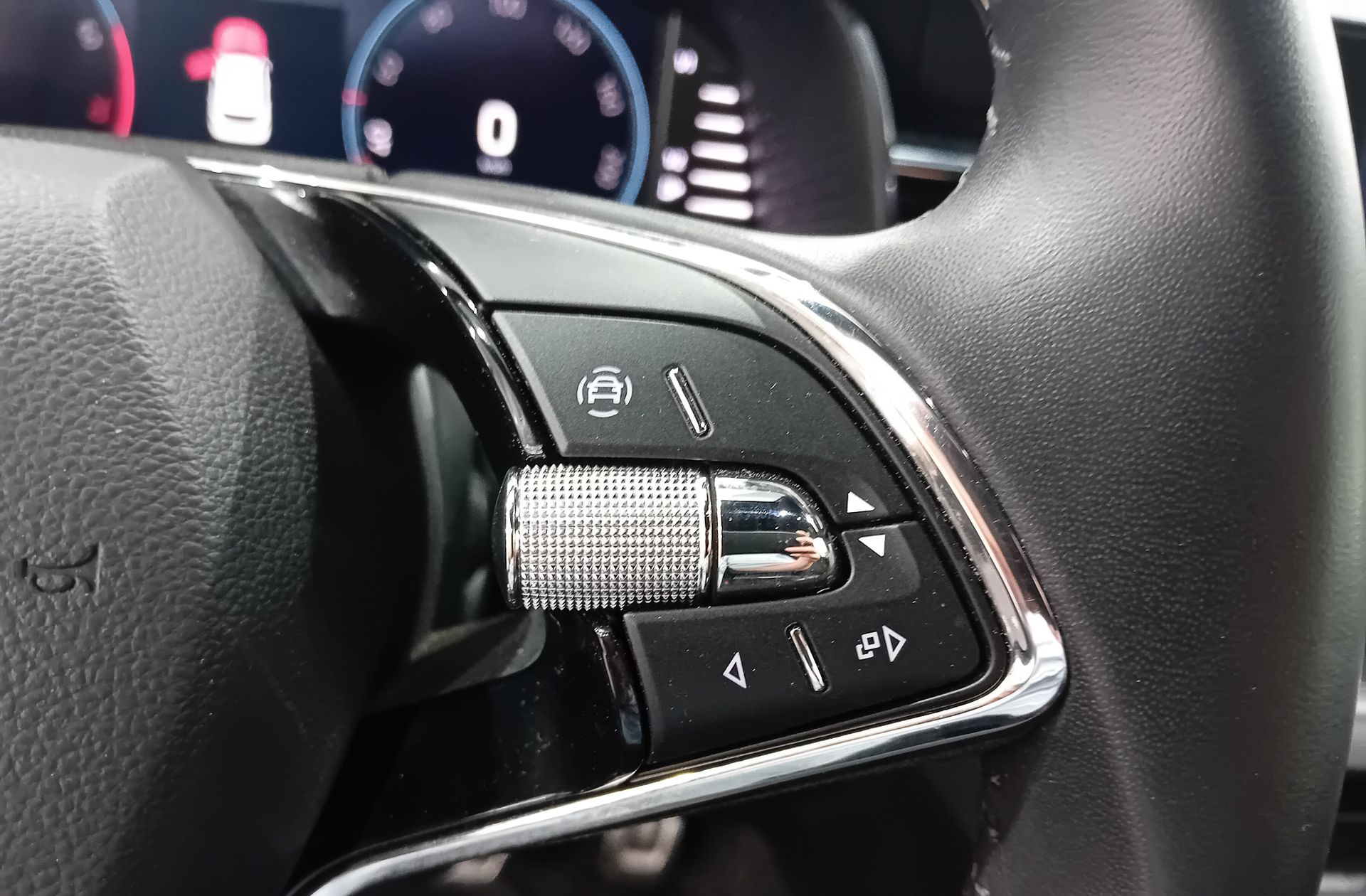 Škoda Kamiq 1.0 TSI Scout - foto 27