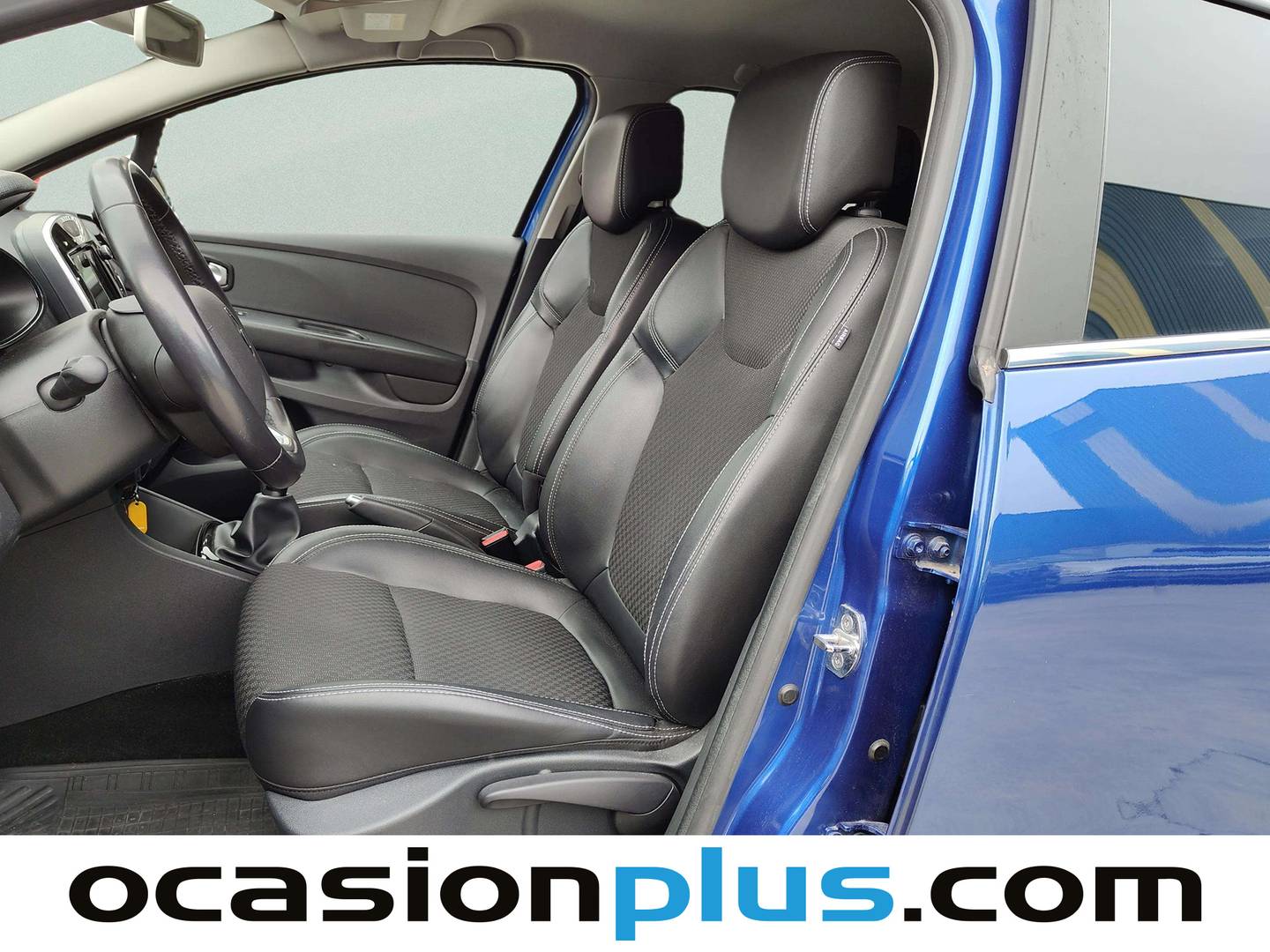 Foto asientos delanteros Renault Clio Renault Clio Zen TCe (90 CV)
