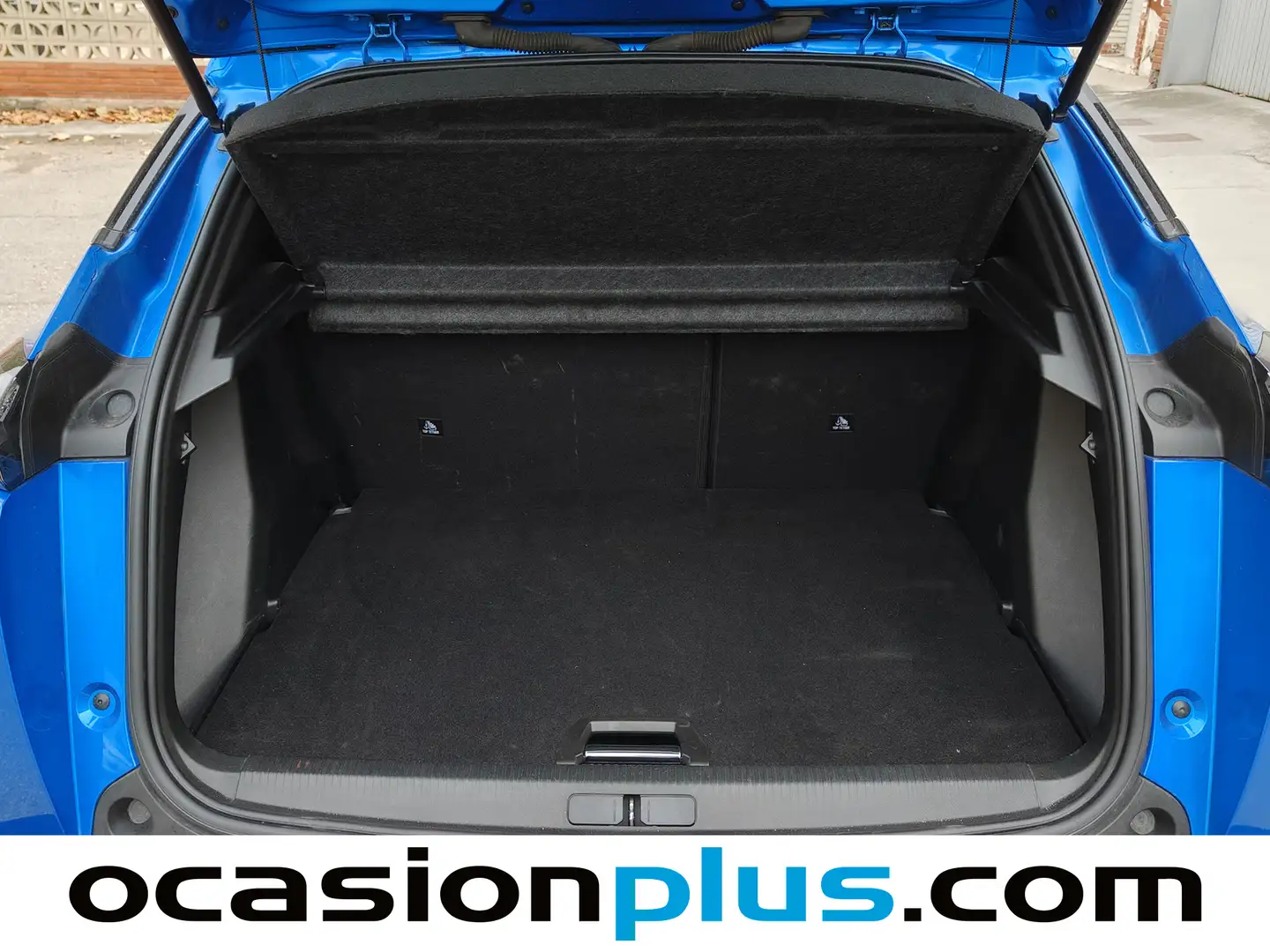 Foto Peugeot 2008 Peugeot 2008 BlueHDi 130 S&S Allure EAT8 (130 CV)