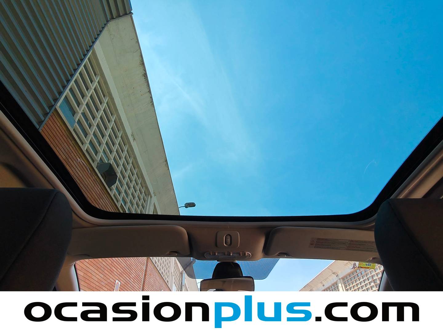 Extras y acabados del Nissan QASHQAI Nissan Qashqai 1.6 Tekna Sport Chrome 4X2 (117 CV)