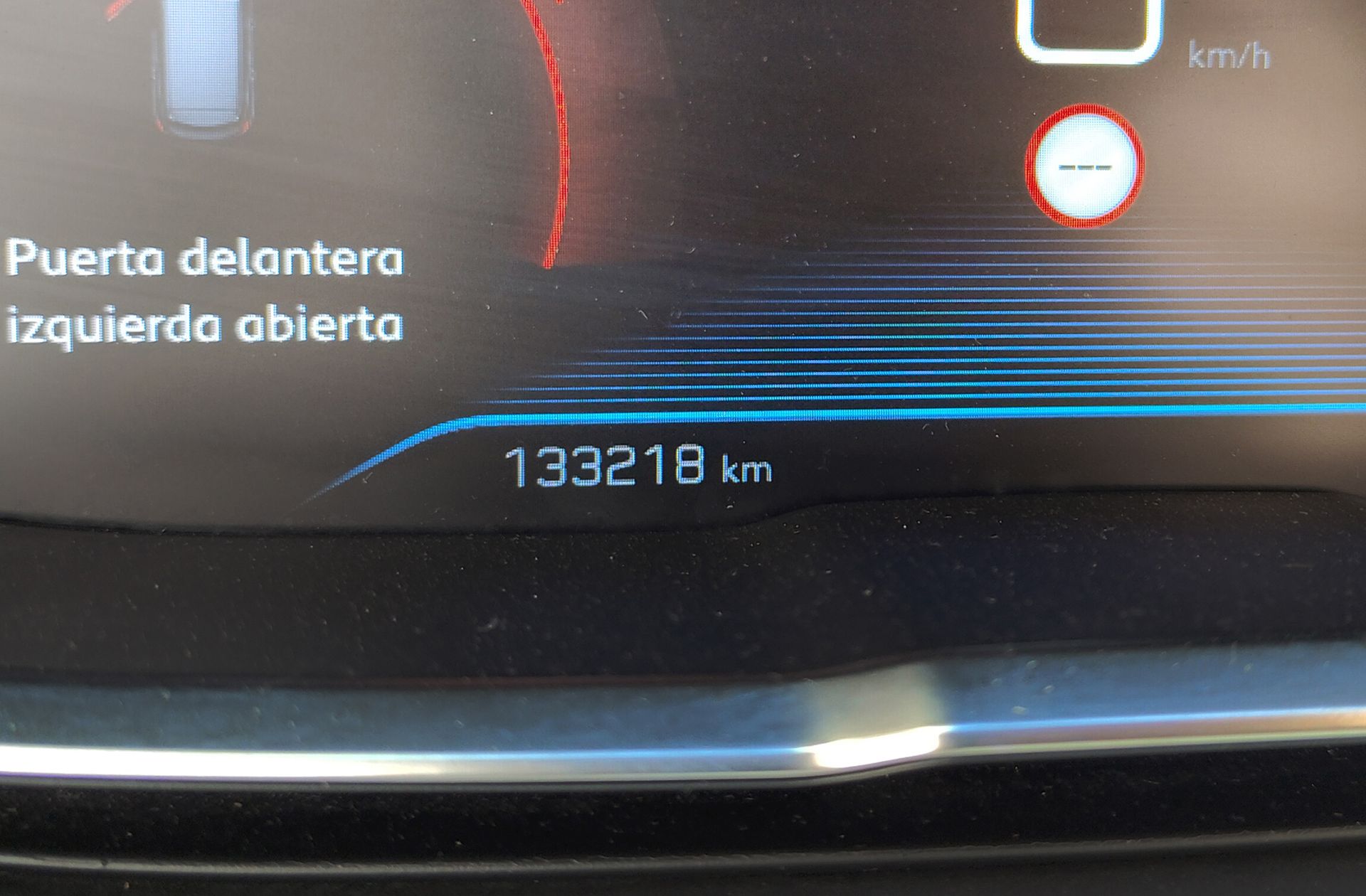 Peugeot 3008 PureTech 130 GT Line EAT8 - foto 12