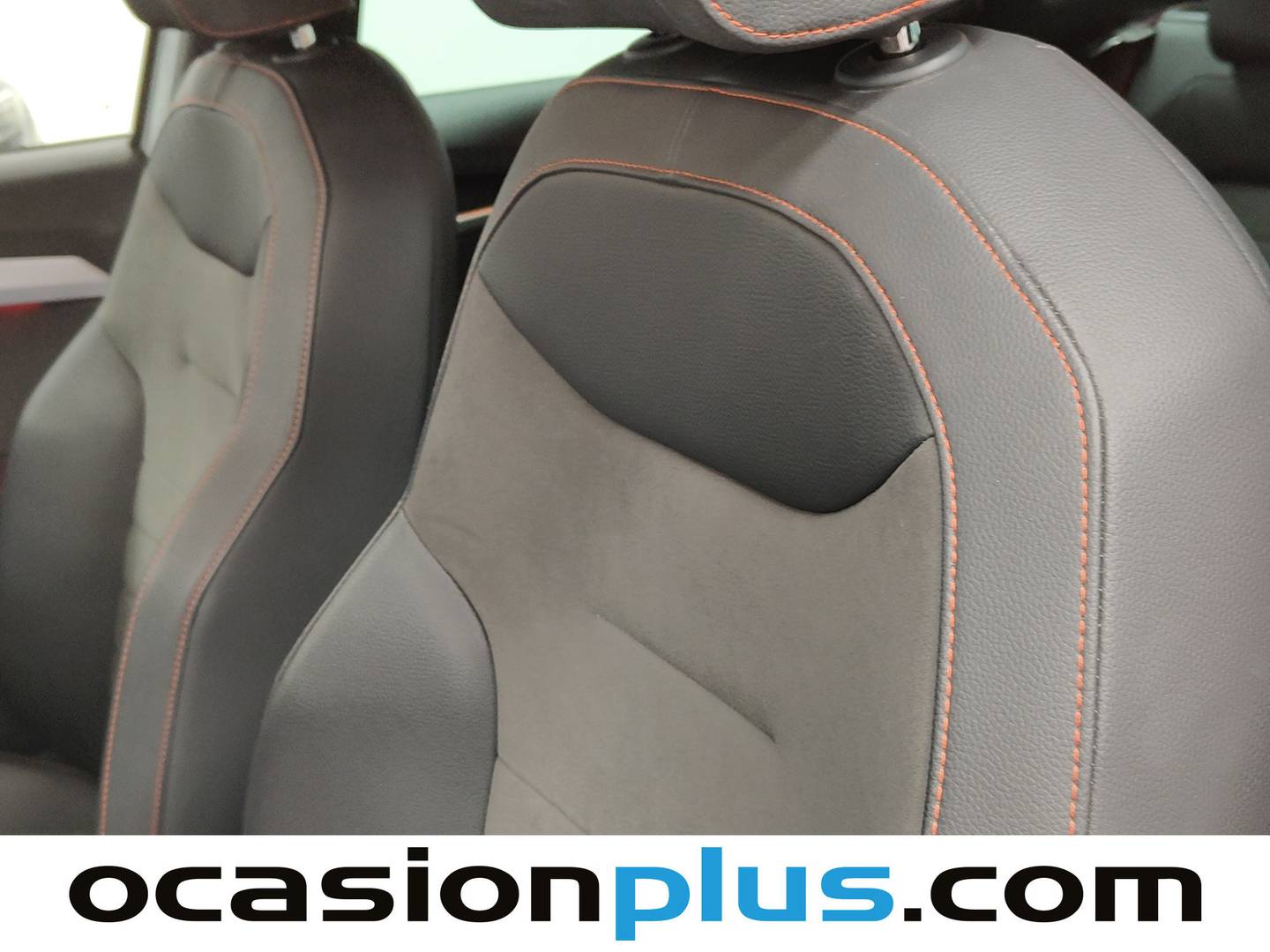 Foto Seat Arona SEAT Arona 1.0 TSI S&S FR XL (115 CV)