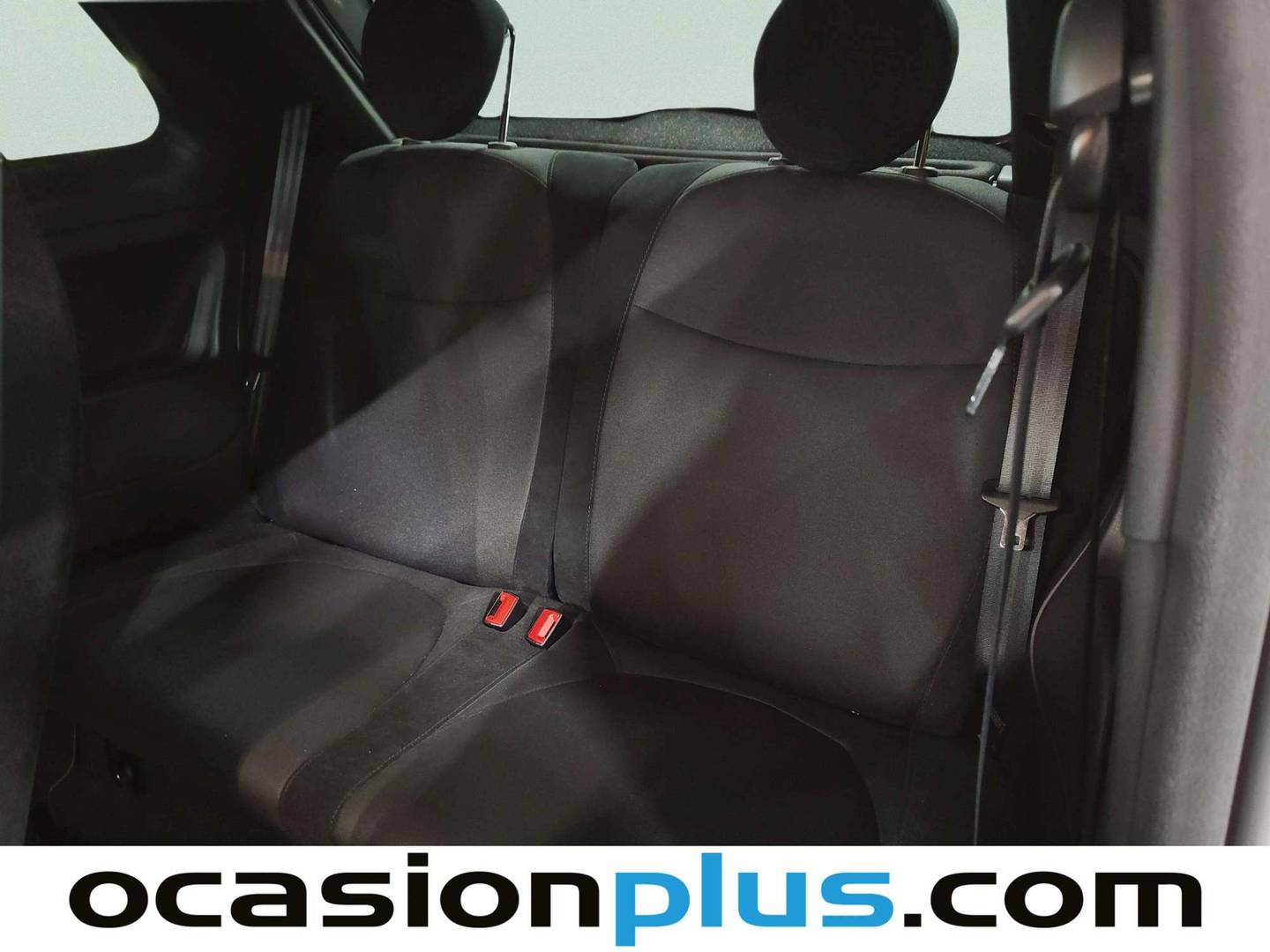 Foto asientos traseros Abarth 500 Abarth 500 1.4 16v T-Jet 595 (145 CV)