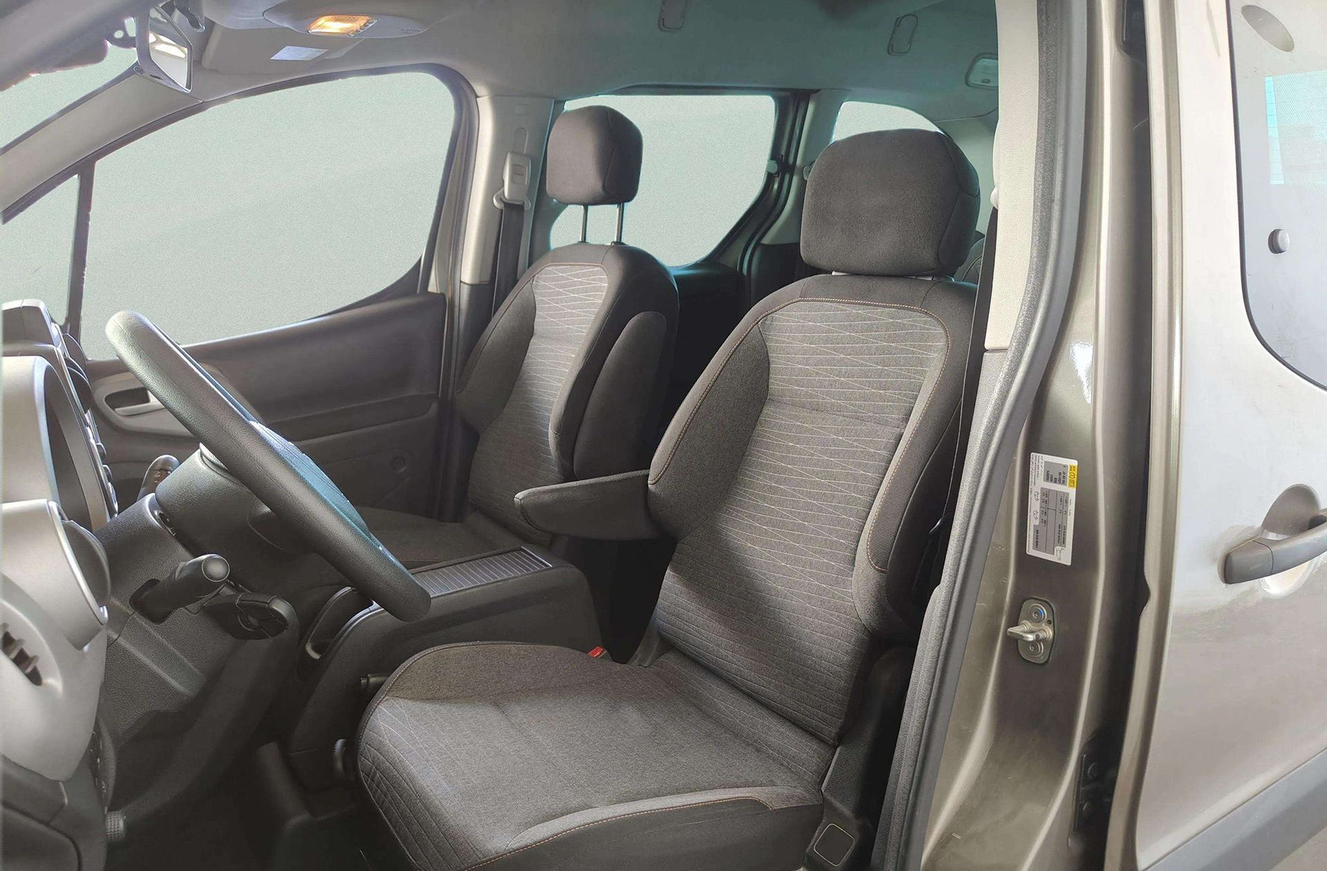 Citroën Berlingo Multispace 20 Aniversario PureTech - foto 11