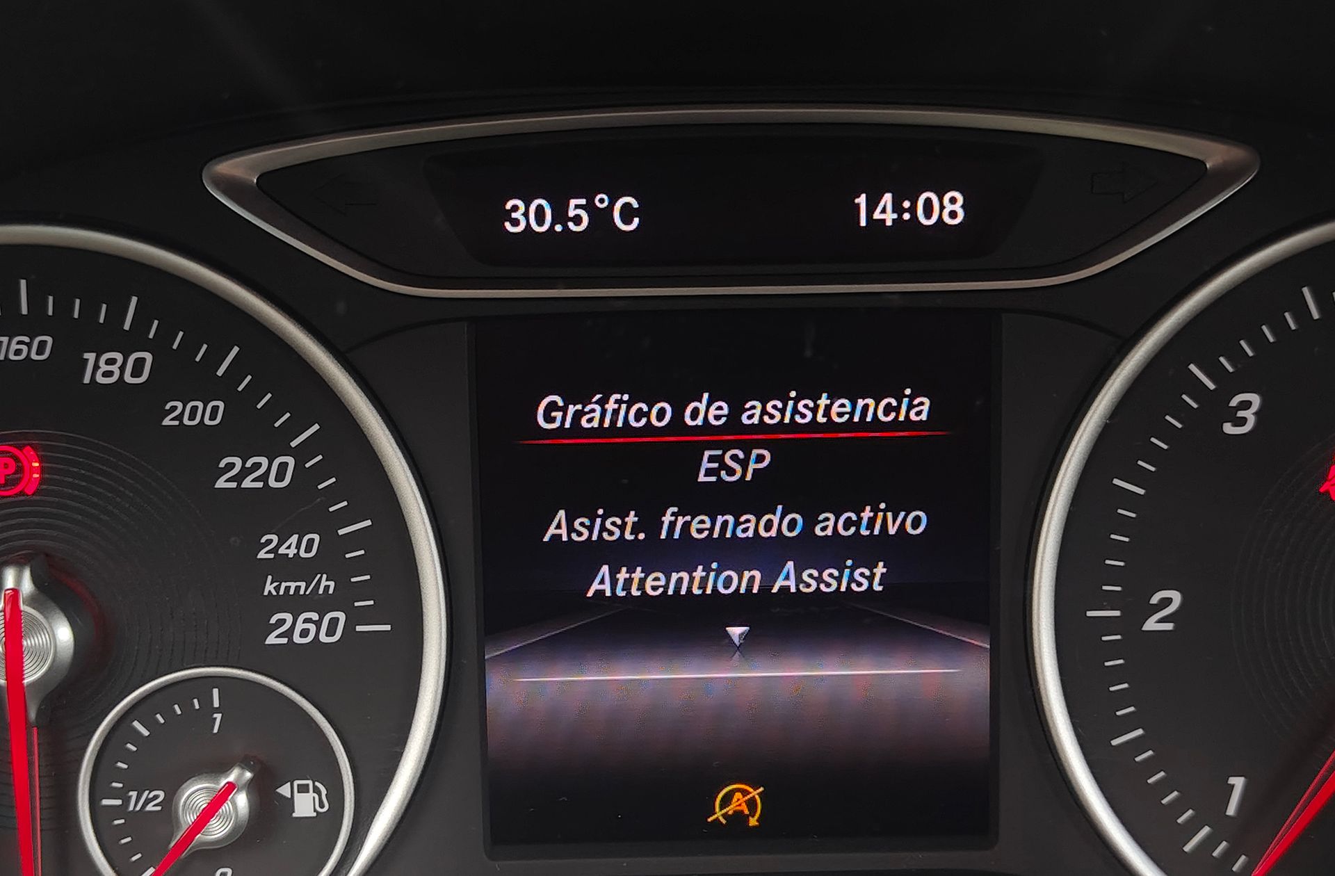Mercedes-Benz Clase B 200 d - foto 16
