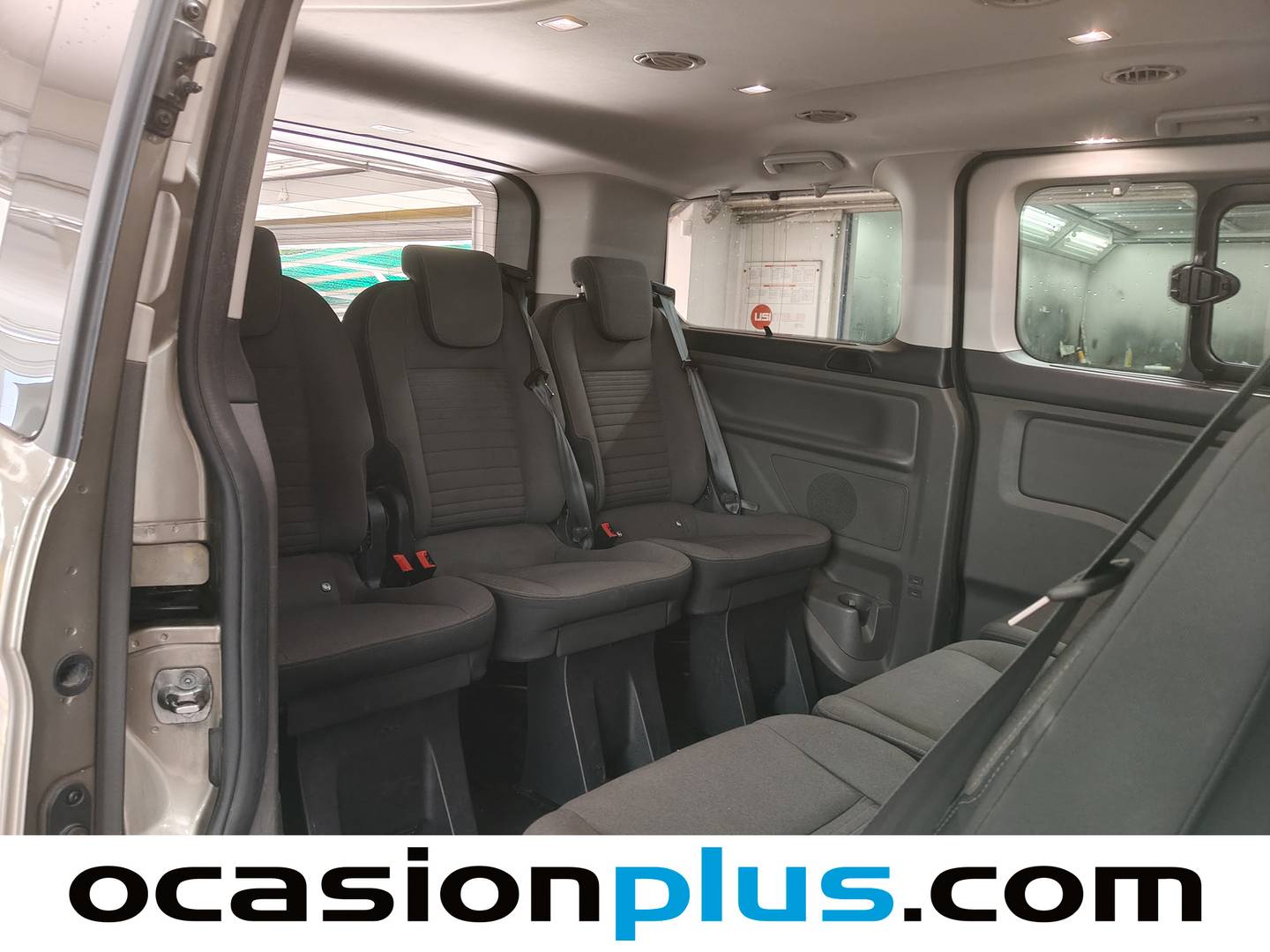 Fotos maletero Ford Tourneo Custom Ford Tourneo Custom 2.0 Ecoblue Hybrid L1 Titanium (130 CV) 9 Plazas