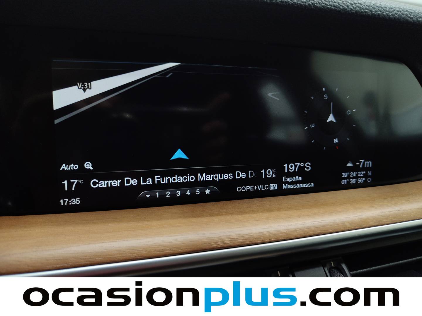 Equipamiento del Alfa Romeo Stelvio Alfa Romeo Stelvio Stelvio 2.0 Gasolina Executive AWD (280 CV)
