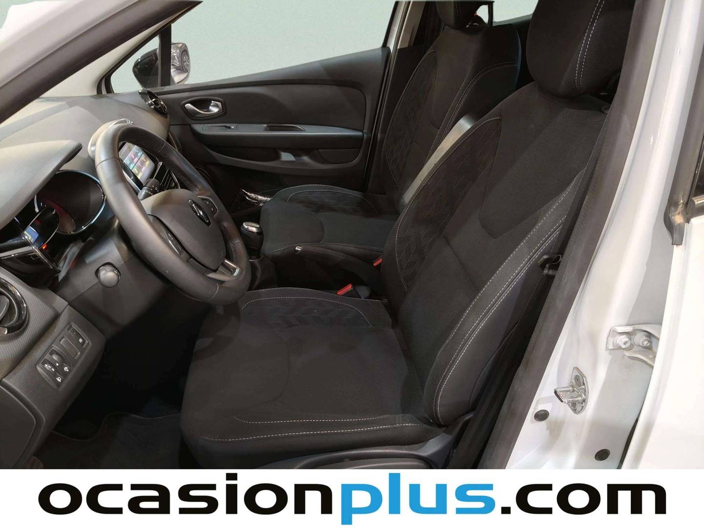 Foto asientos delanteros Renault Clio Renault Clio Limited TCe (76 CV)