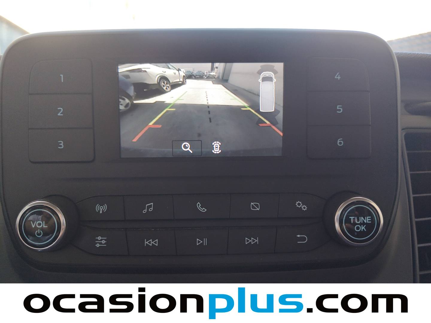 Extras y acabados del Ford Transit Custom Ford Transit Custom Furgon 2.0 TDCI MHEV 280 L1 Trend (130 CV)