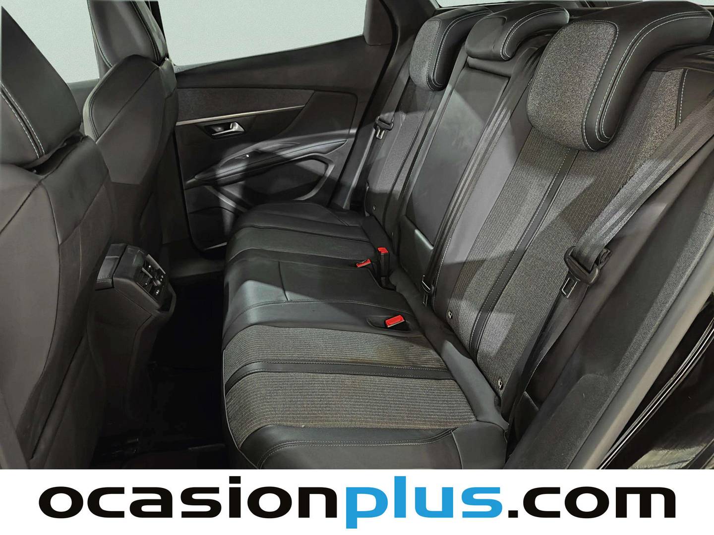 Foto Peugeot 3008 Hybrid Peugeot 3008 3008 Hybrid 300 Allure Pack e-EAT8 (300 CV)