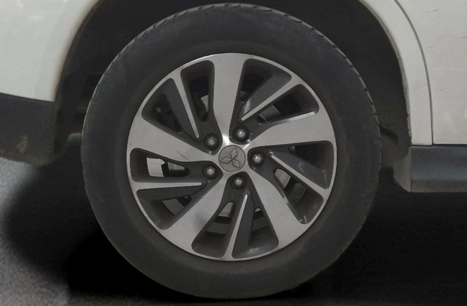 Mitsubishi ASX 180 DI-D Motion - foto 30