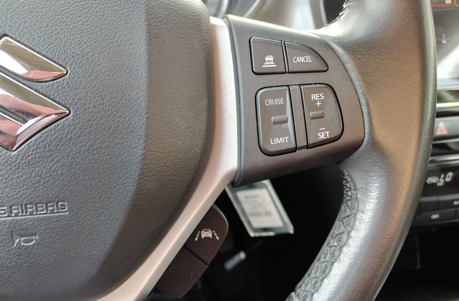 Suzuki Vitara 1.4 Turbo Mild Hybrid GLE - foto 27