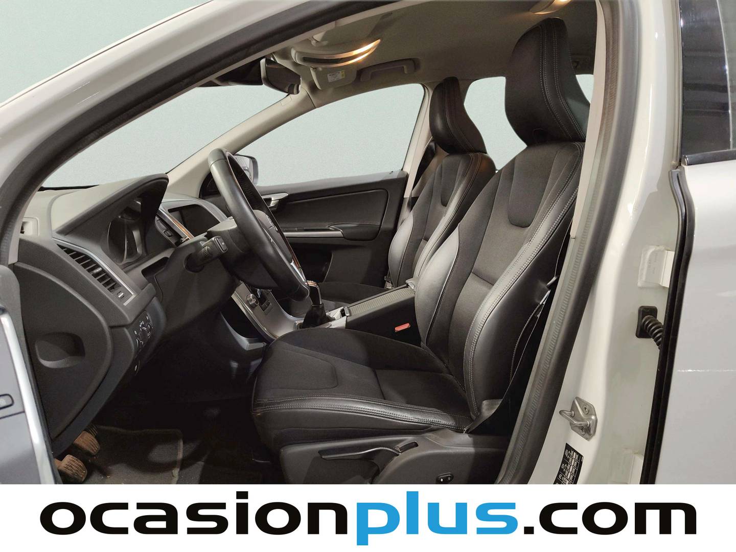 Foto asientos delanteros Volvo XC60 Volvo XC60 D4 Momentum (190 CV)