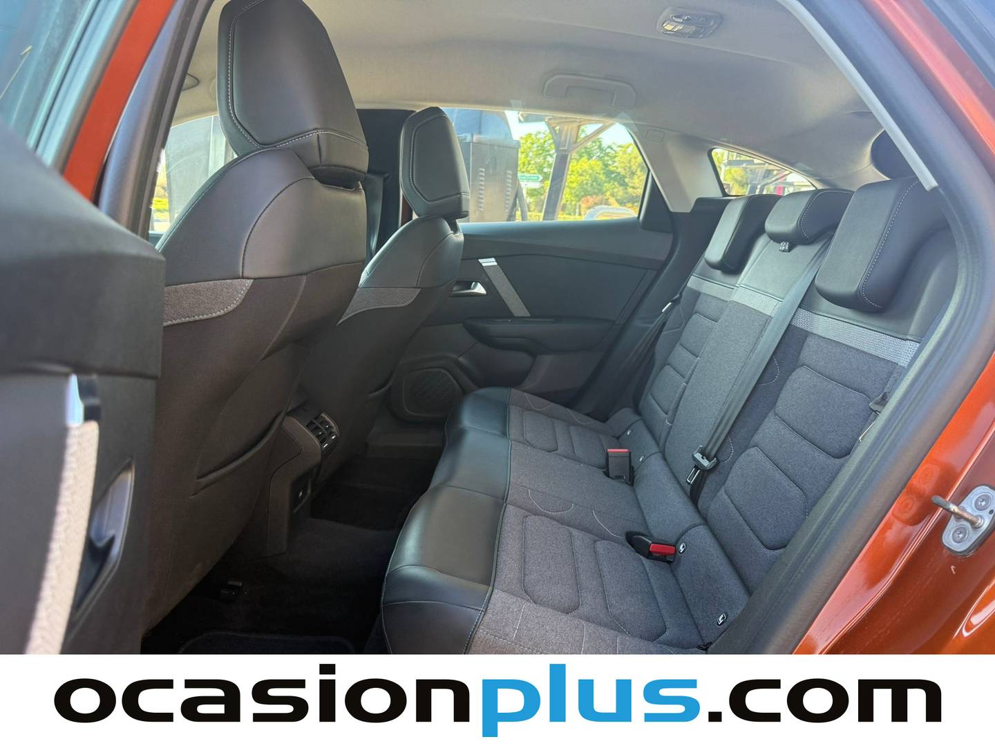 Foto asientos traseros Citroën C4 Citroën C4 PureTech 130 S&S 6v Feel Pack EAT8 (130 CV)
