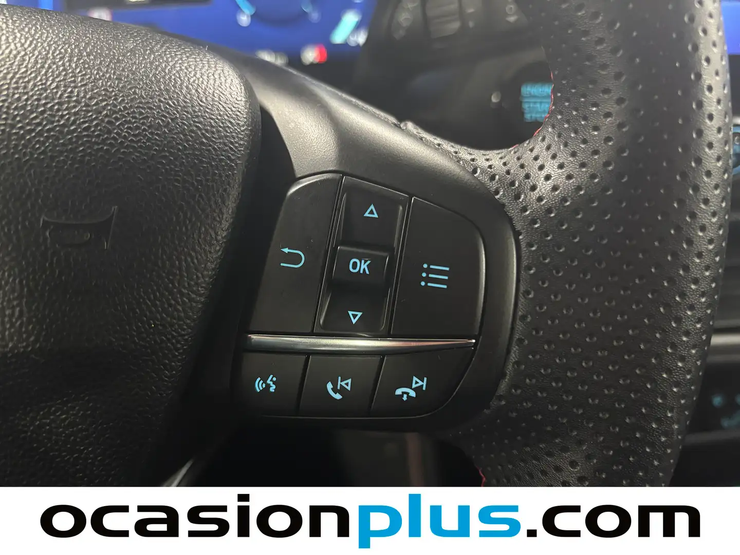 Foto Ford Puma Ford Puma 1.0 EcoBoost MHEV ST-Line X Auto (125 CV)