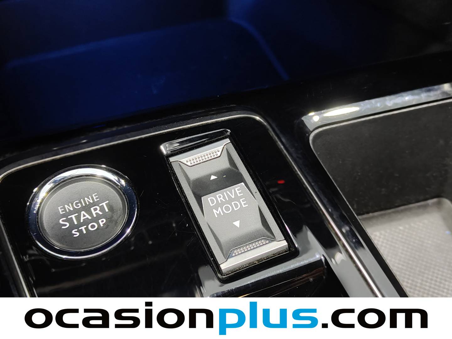 Foto Peugeot 3008 Peugeot 3008 PureTech 130 S&S GT EAT8 (130 CV)