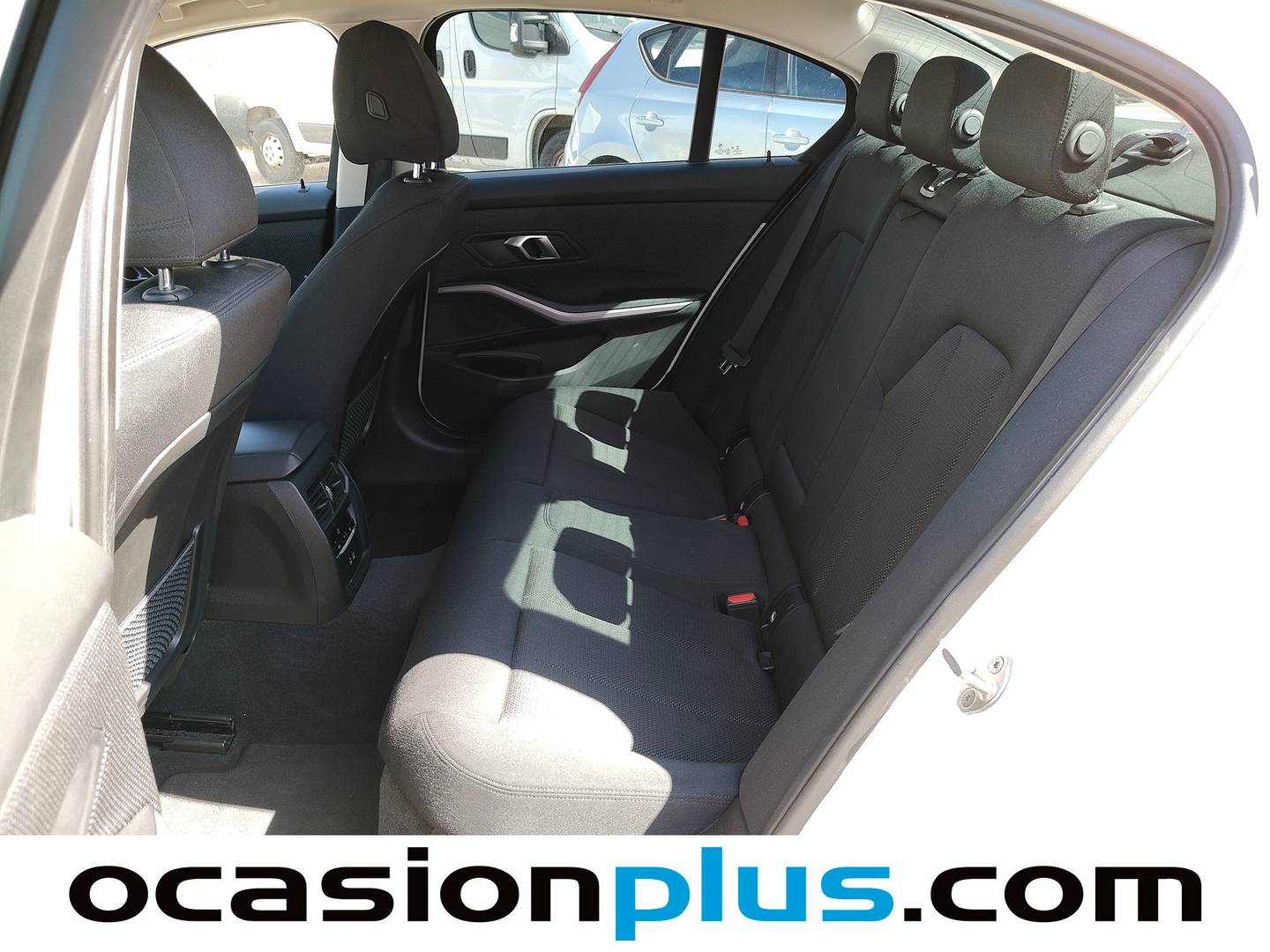 Foto asientos traseros BMW Serie 3 BMW Serie 3 318d (150 CV)