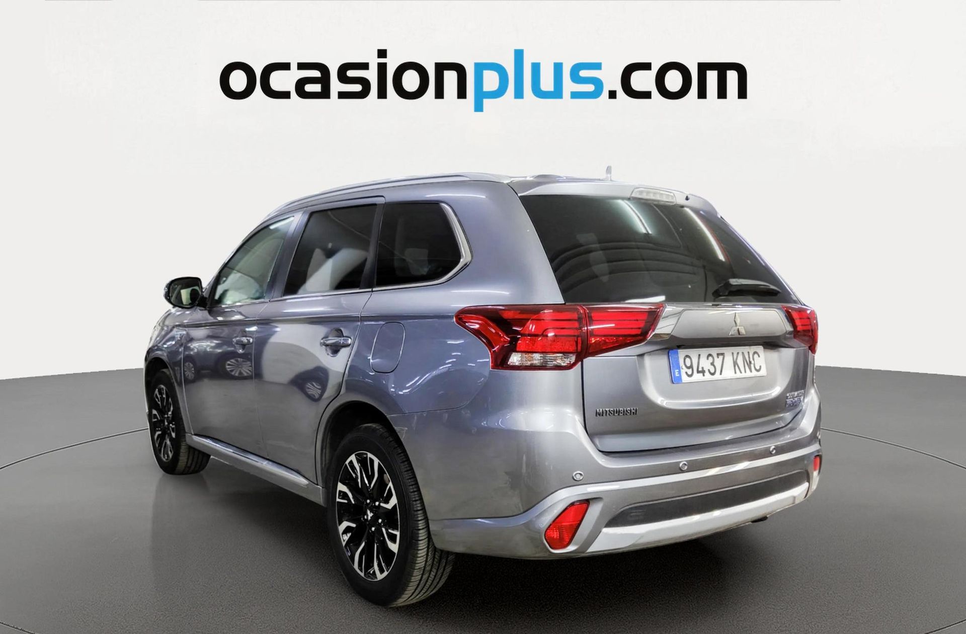 Mitsubishi Outlander 2.0 PHEV Kaiteki 4WD - foto 3