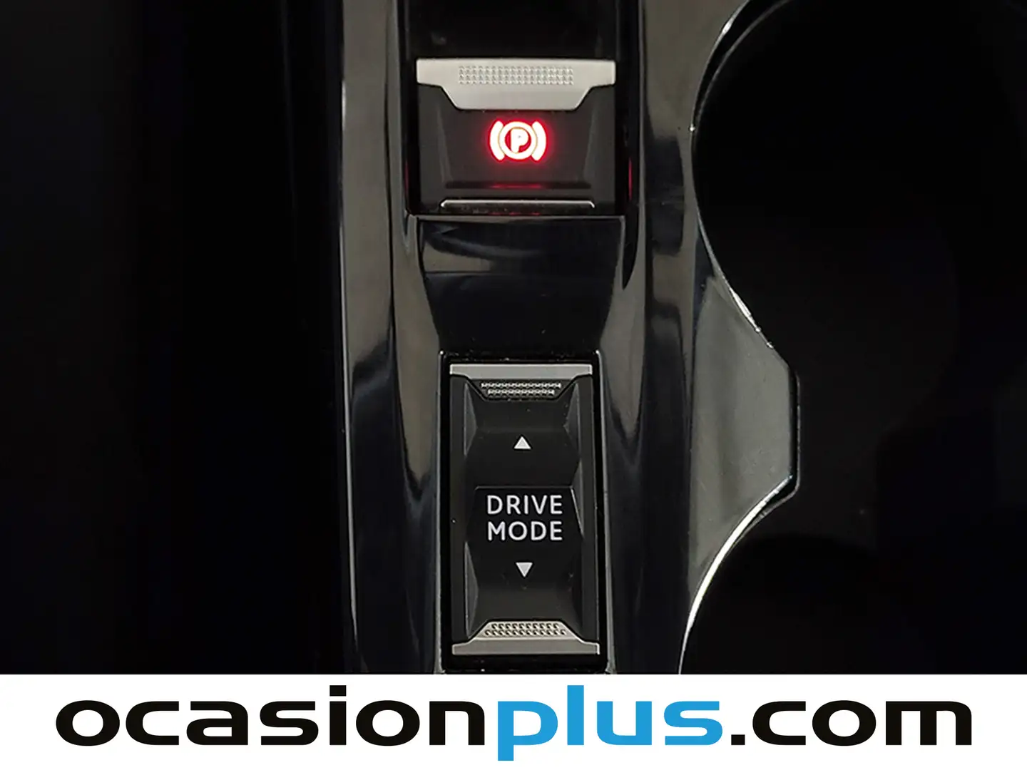 Foto Peugeot 2008 Peugeot 2008 BlueHDi 110 Allure (110 CV)