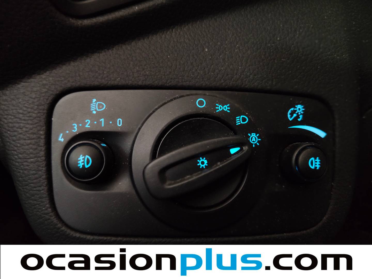 Acabados Ford Kuga Ford Kuga 1.5 EcoBoost Trend+ 4x2 (120 CV)