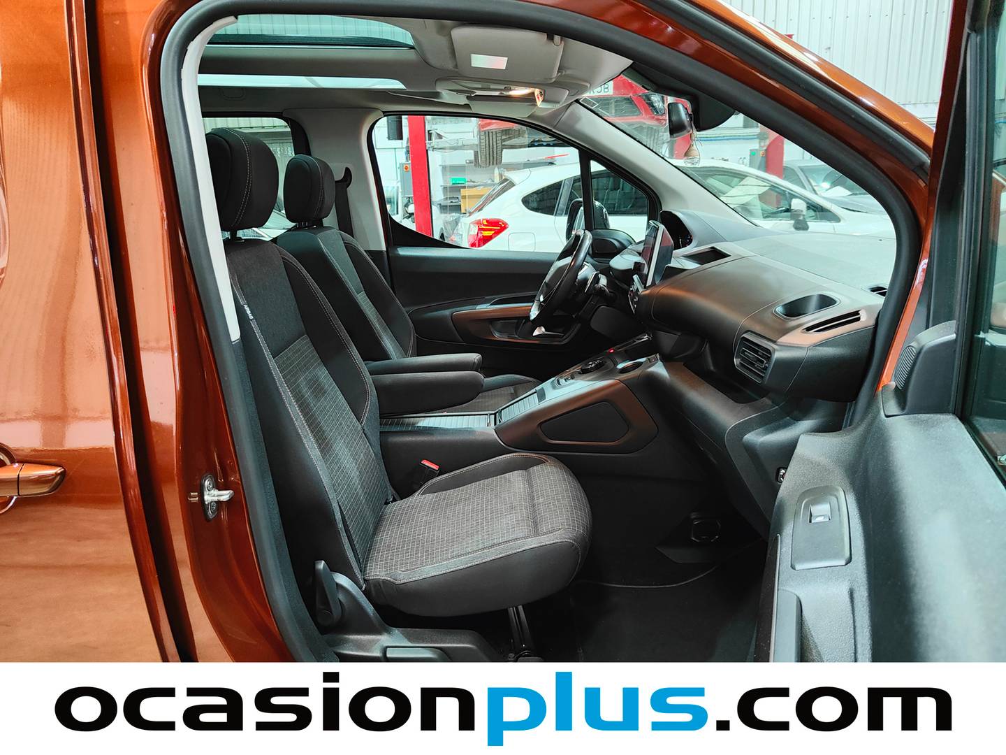 Peugeot Rifter Peugeot Rifter PureTech 130 GT Line Standard EAT8 (130 CV) gasolina