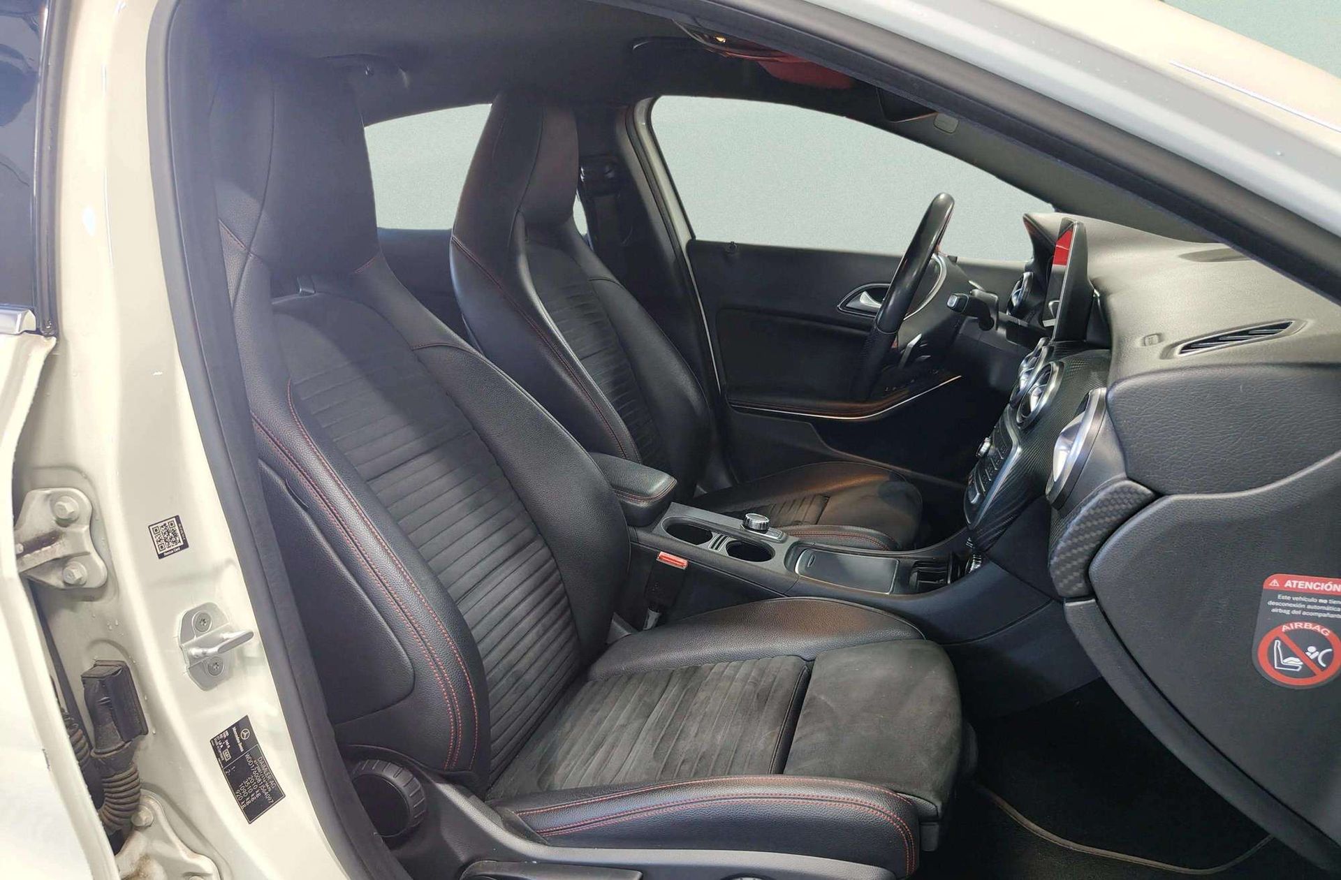 Mercedes-Benz Clase A 200 d Pack AMG - foto 17