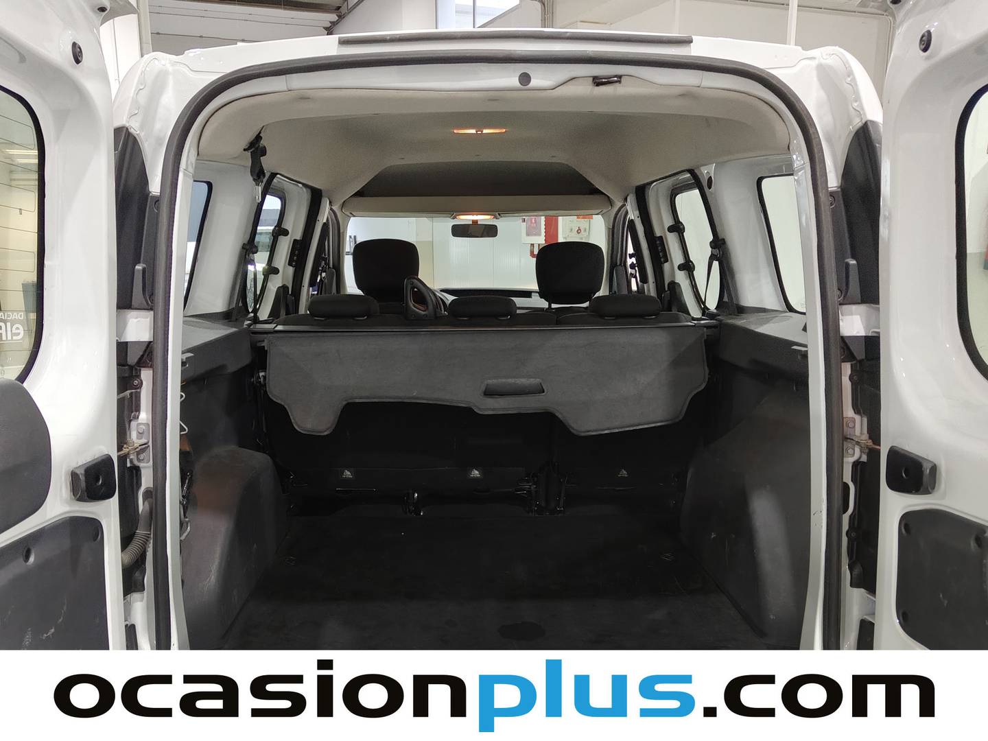 Foto Dacia Dokker Dacia Dokker Essential 1.6 (102 CV)