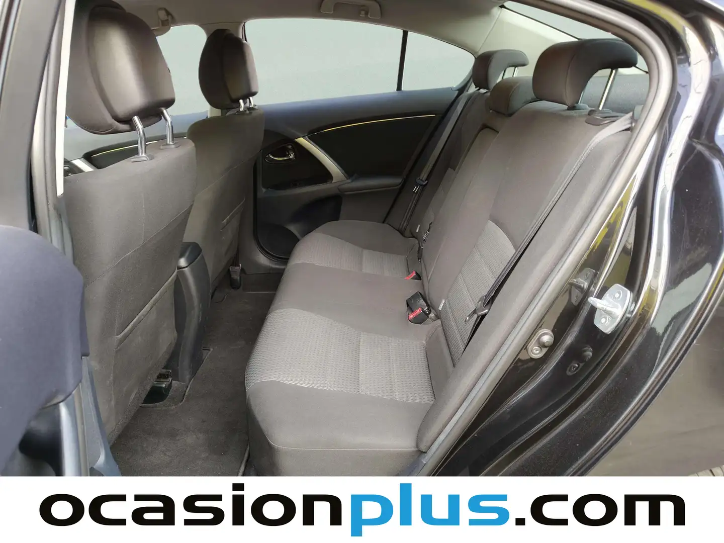 Foto Toyota Avensis Toyota Avensis 120 D Advance (124 CV)