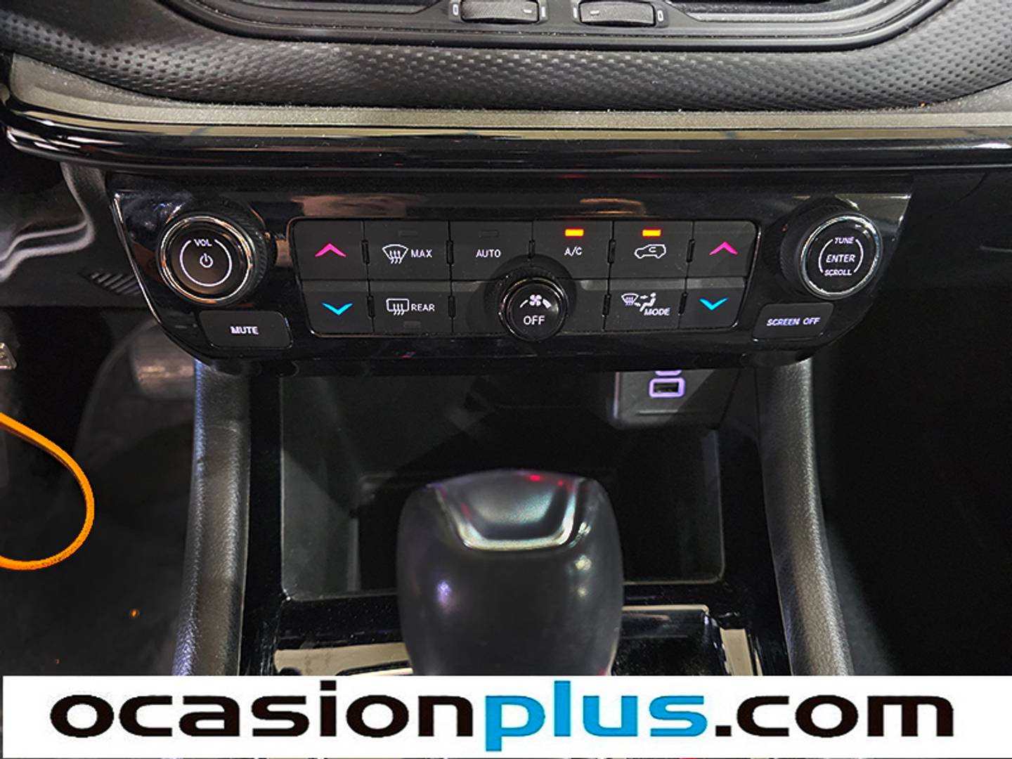 Foto Jeep Compass Jeep Compass 1.5 MHEV Night Eagle DCT (130 CV)