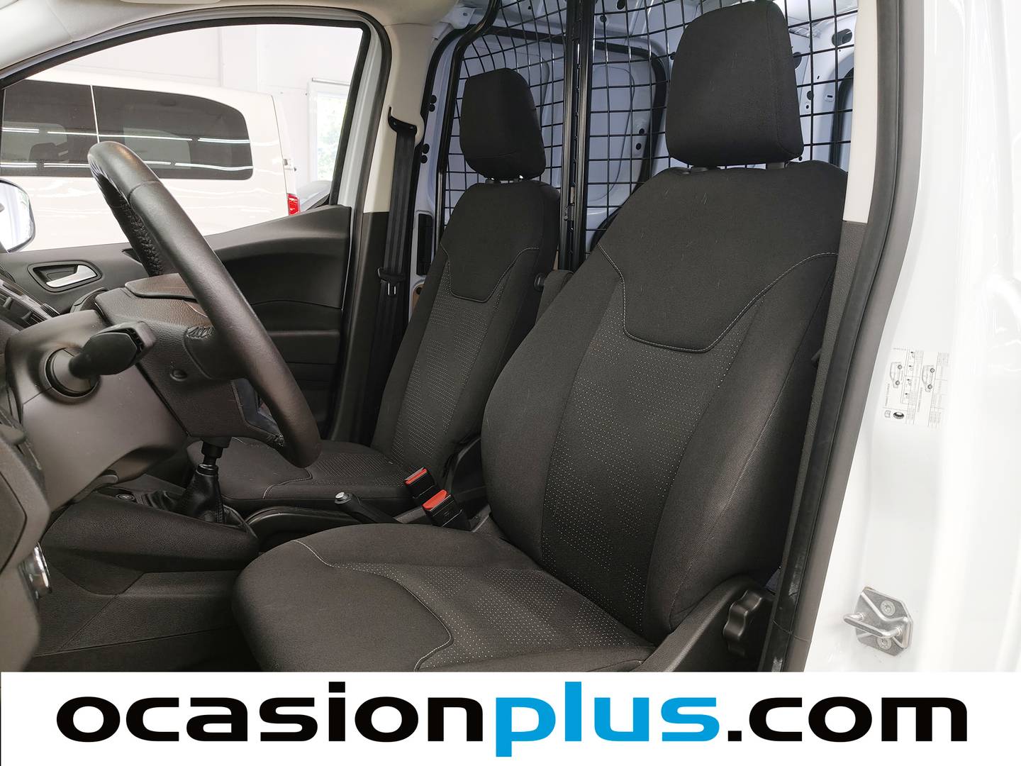 Foto asientos delanteros Ford Transit Courier Ford Transit Courier Furgon 1.0 EcoBoost Trend (100 CV)
